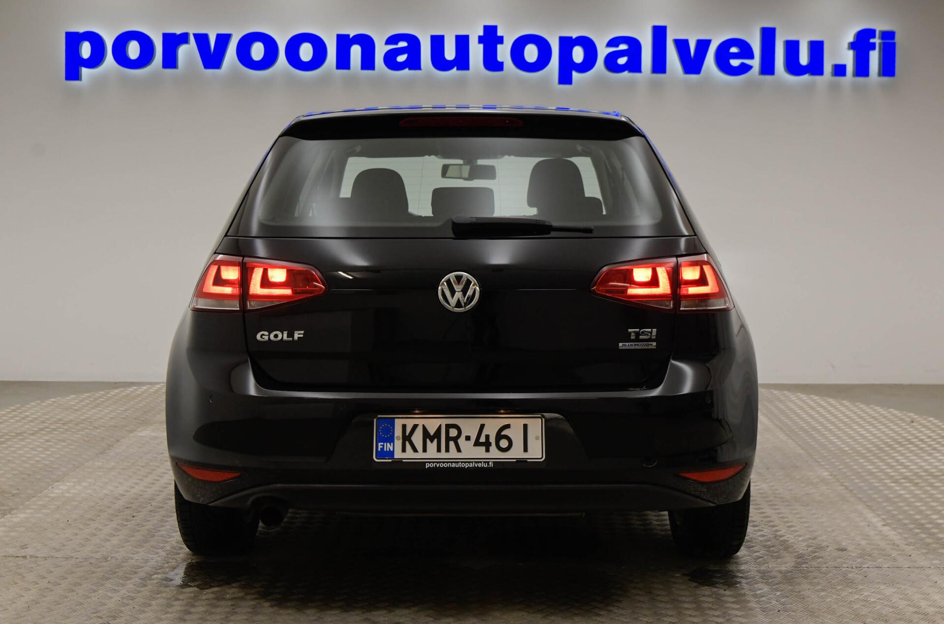VOLKSWAGEN Golf 2014