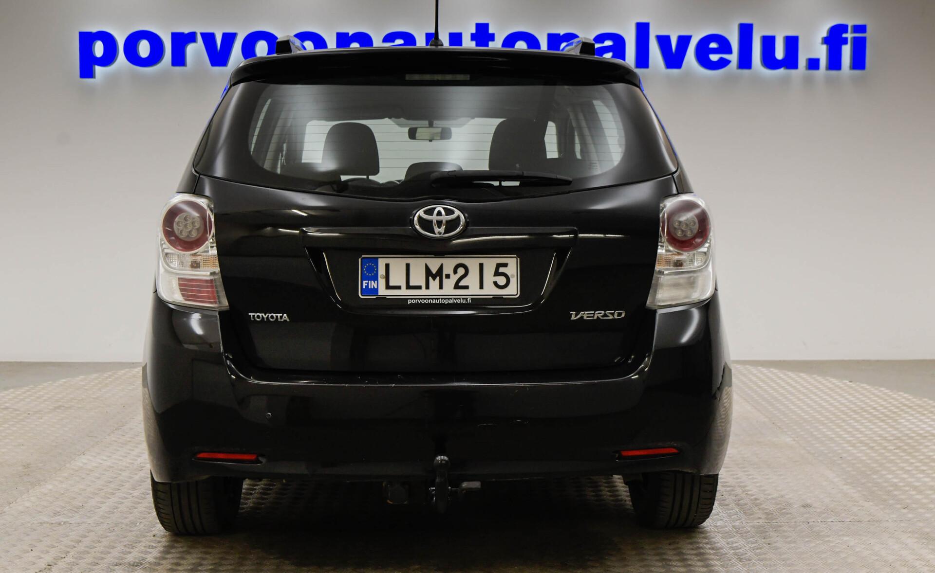 TOYOTA Verso 2010