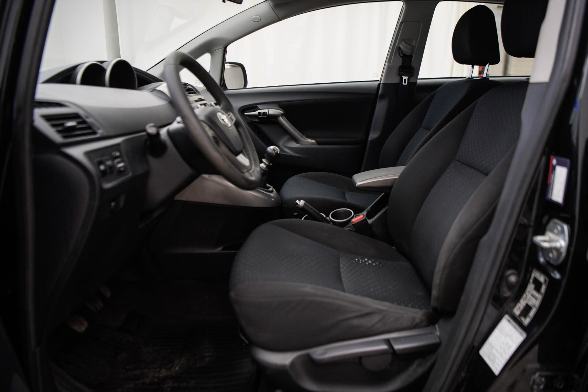 TOYOTA Verso 2010