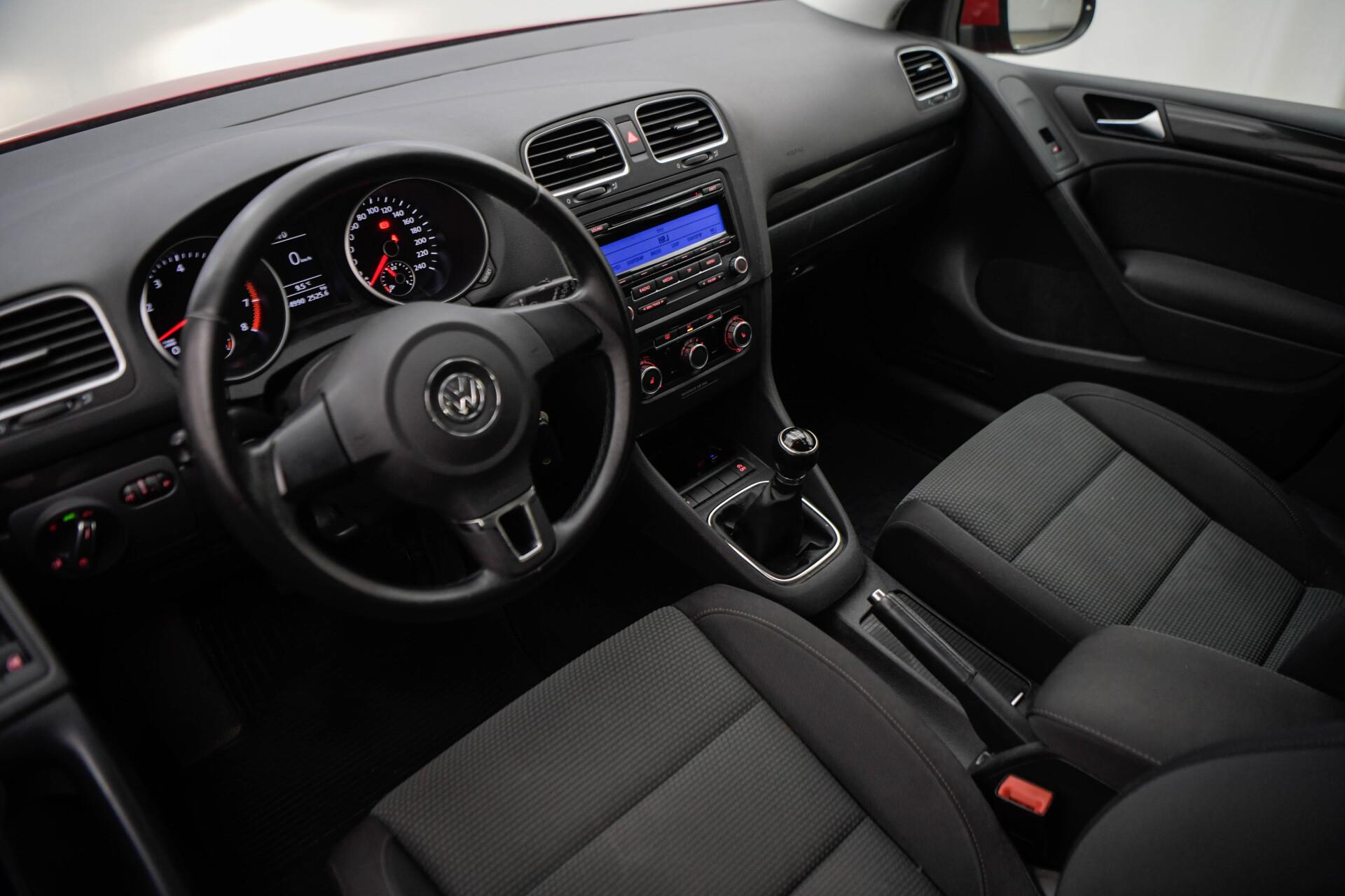 VOLKSWAGEN Golf 2010