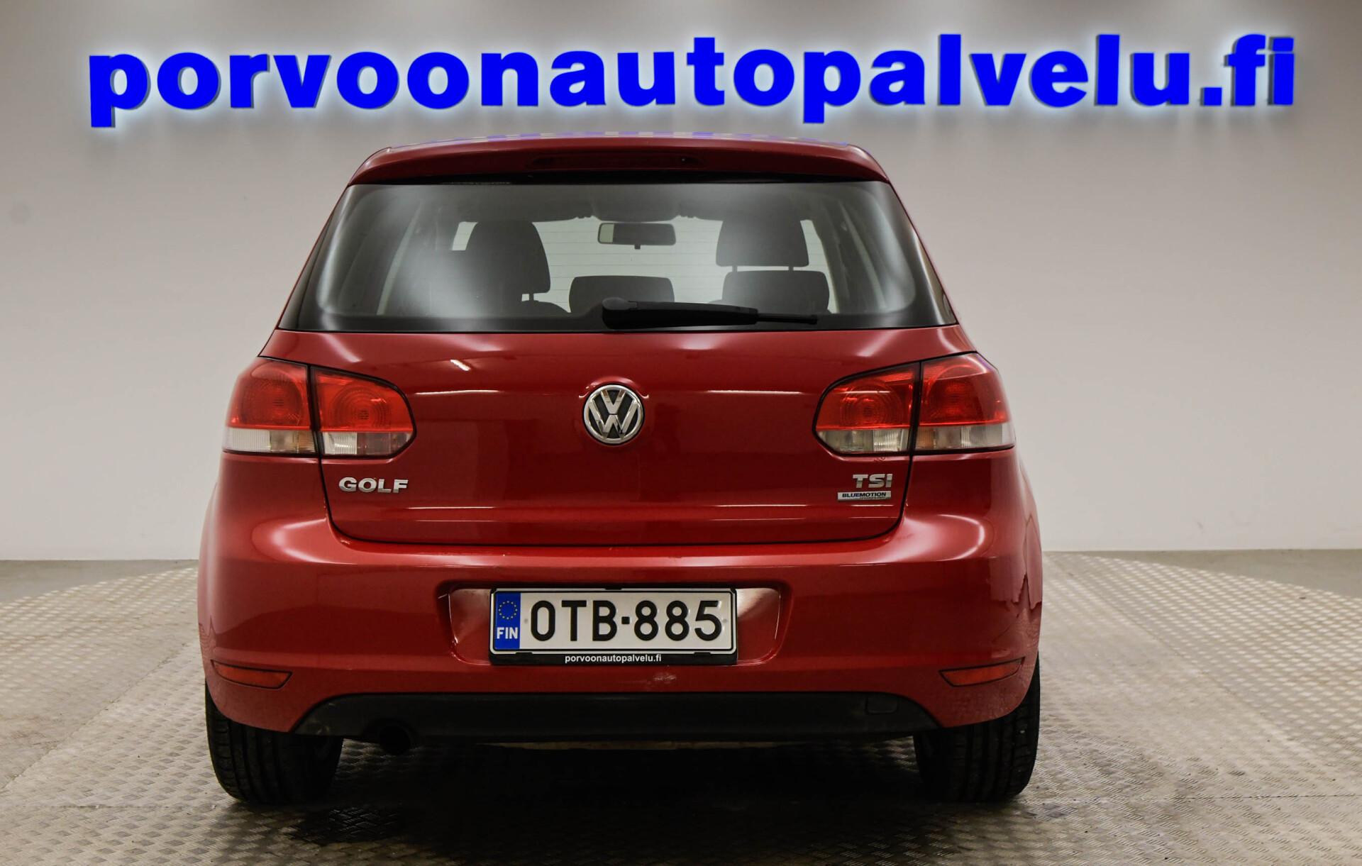 VOLKSWAGEN Golf 2010