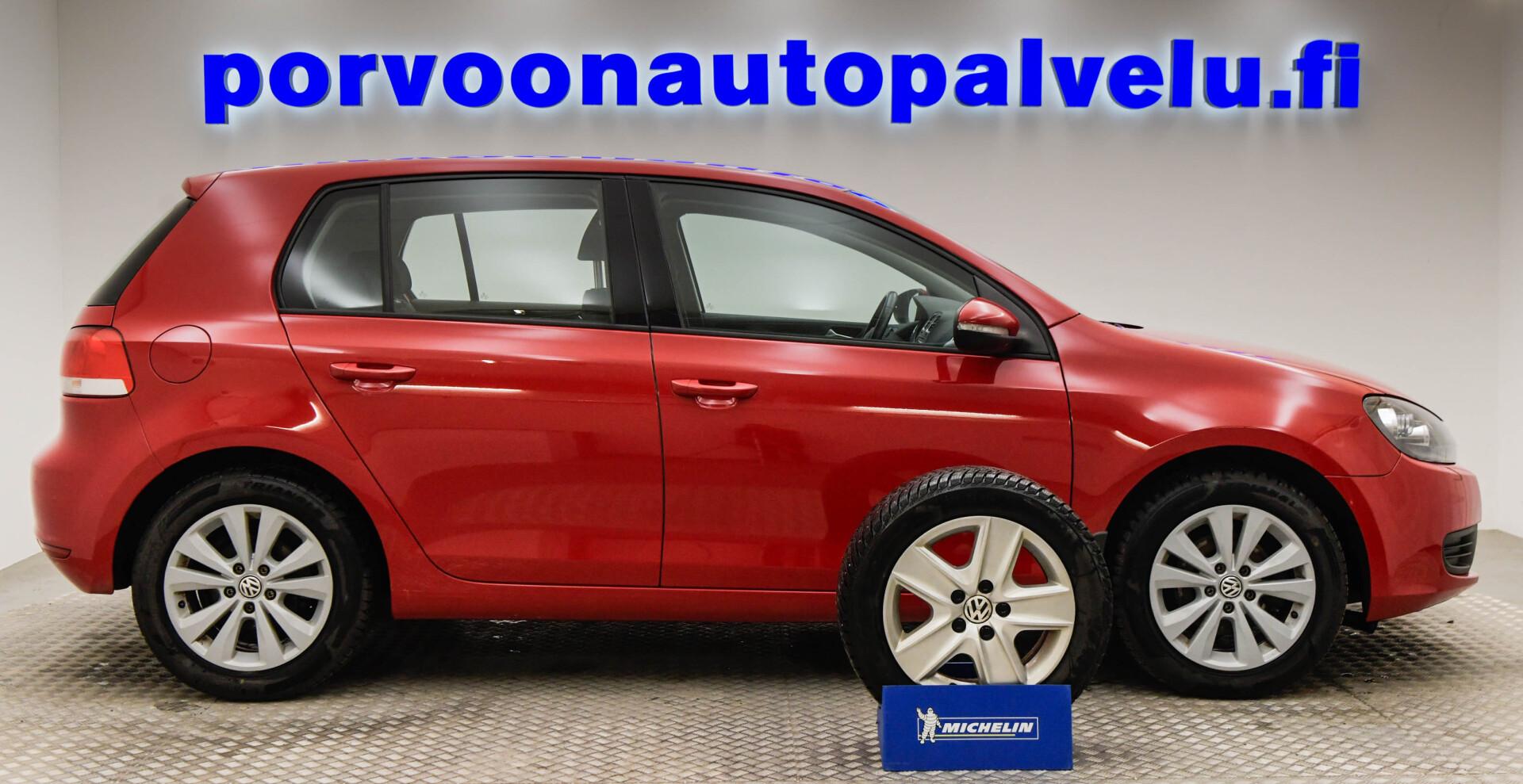 VOLKSWAGEN Golf 2010