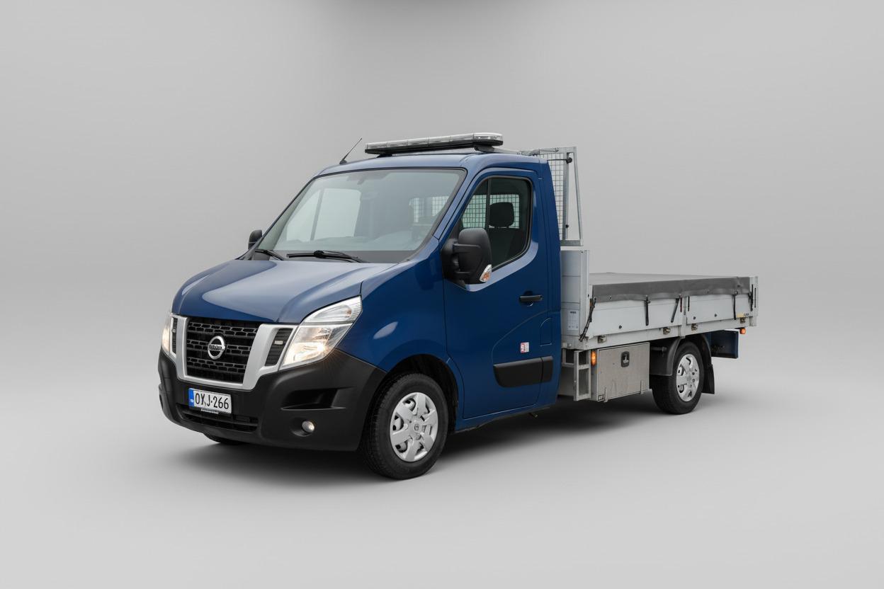 NISSAN NV400 2018