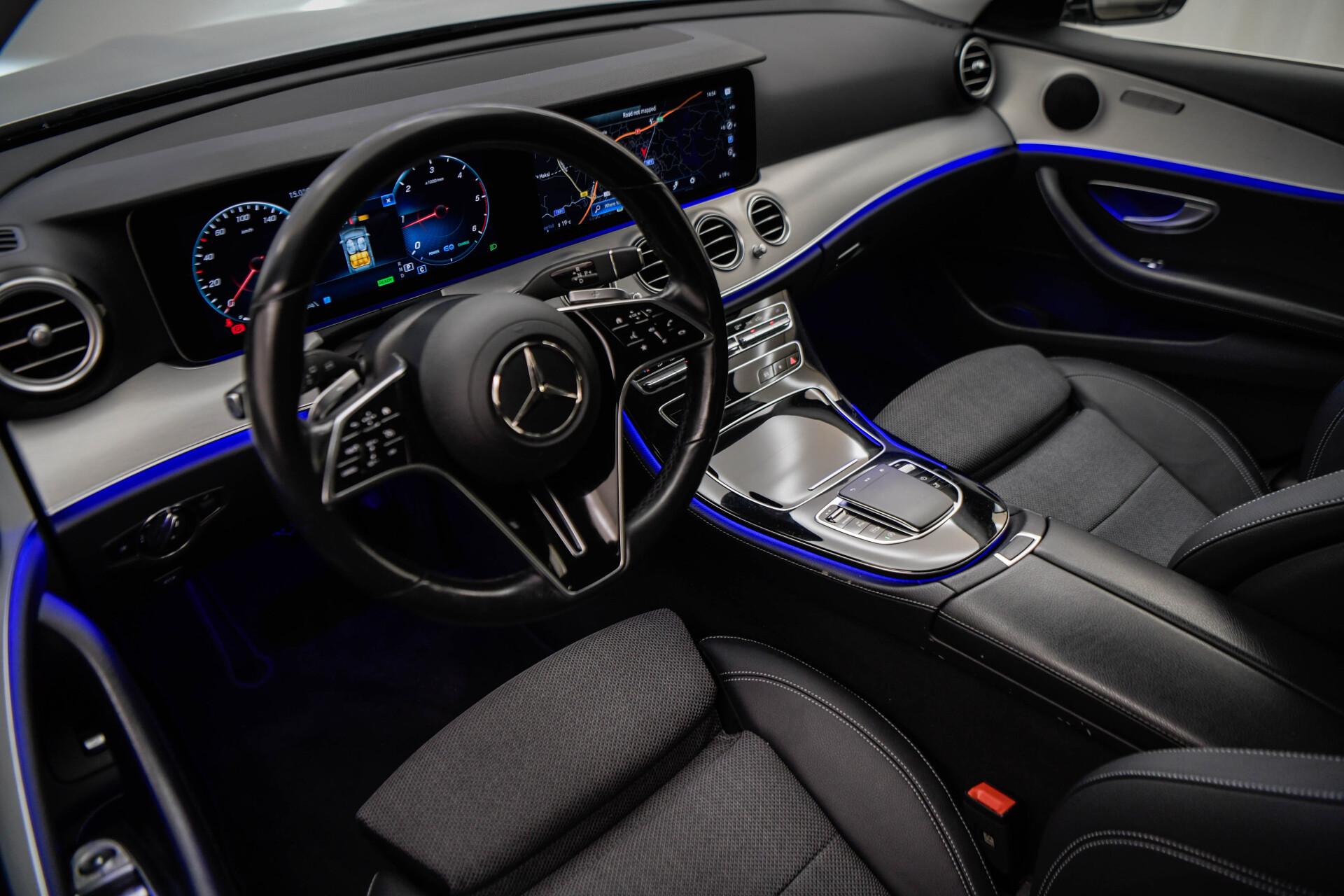 MERCEDES-BENZ E 2022
