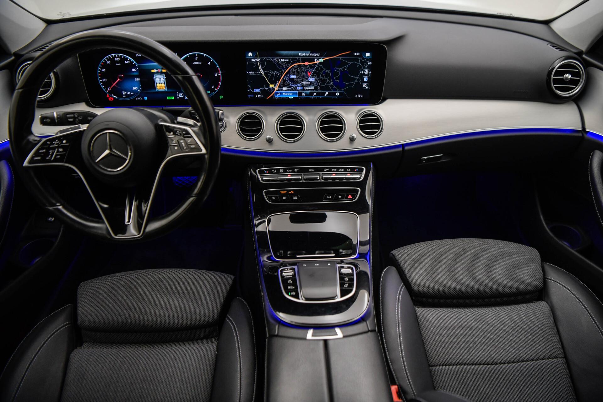 MERCEDES-BENZ E 2022