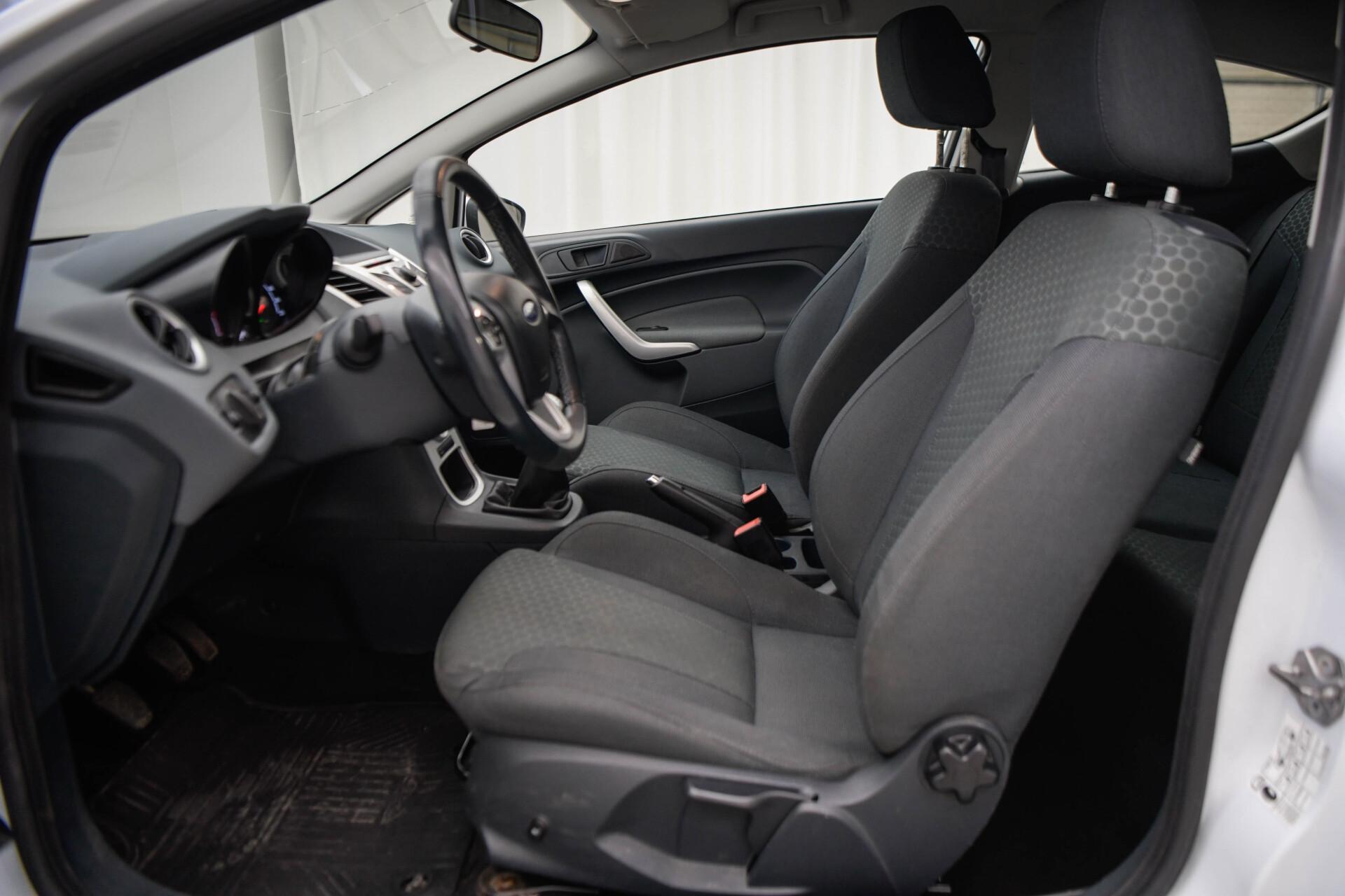 FORD Fiesta 2010