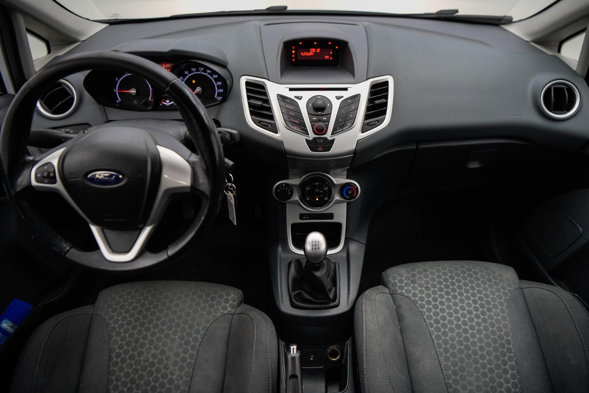 FORD Fiesta 2010