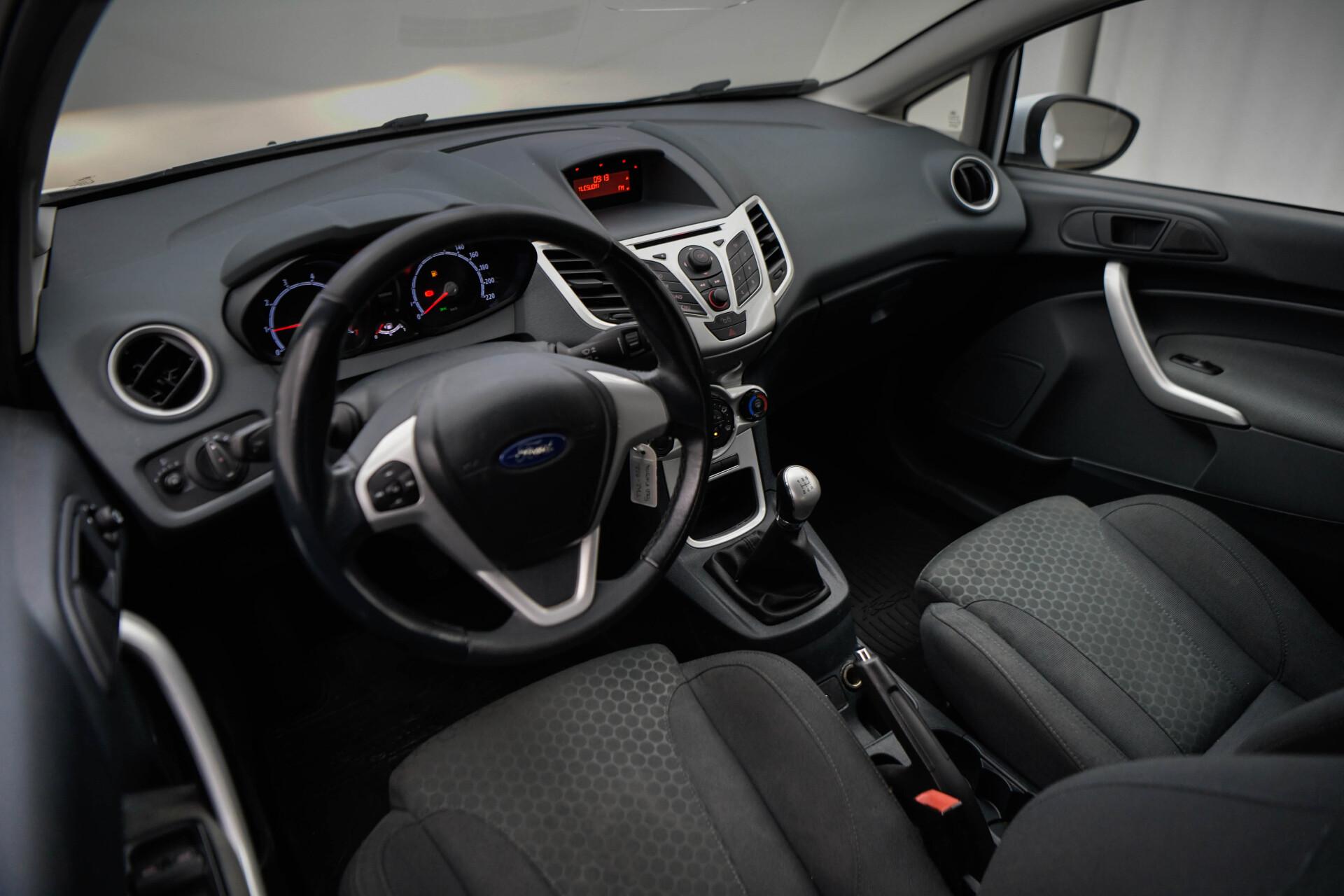FORD Fiesta 2010