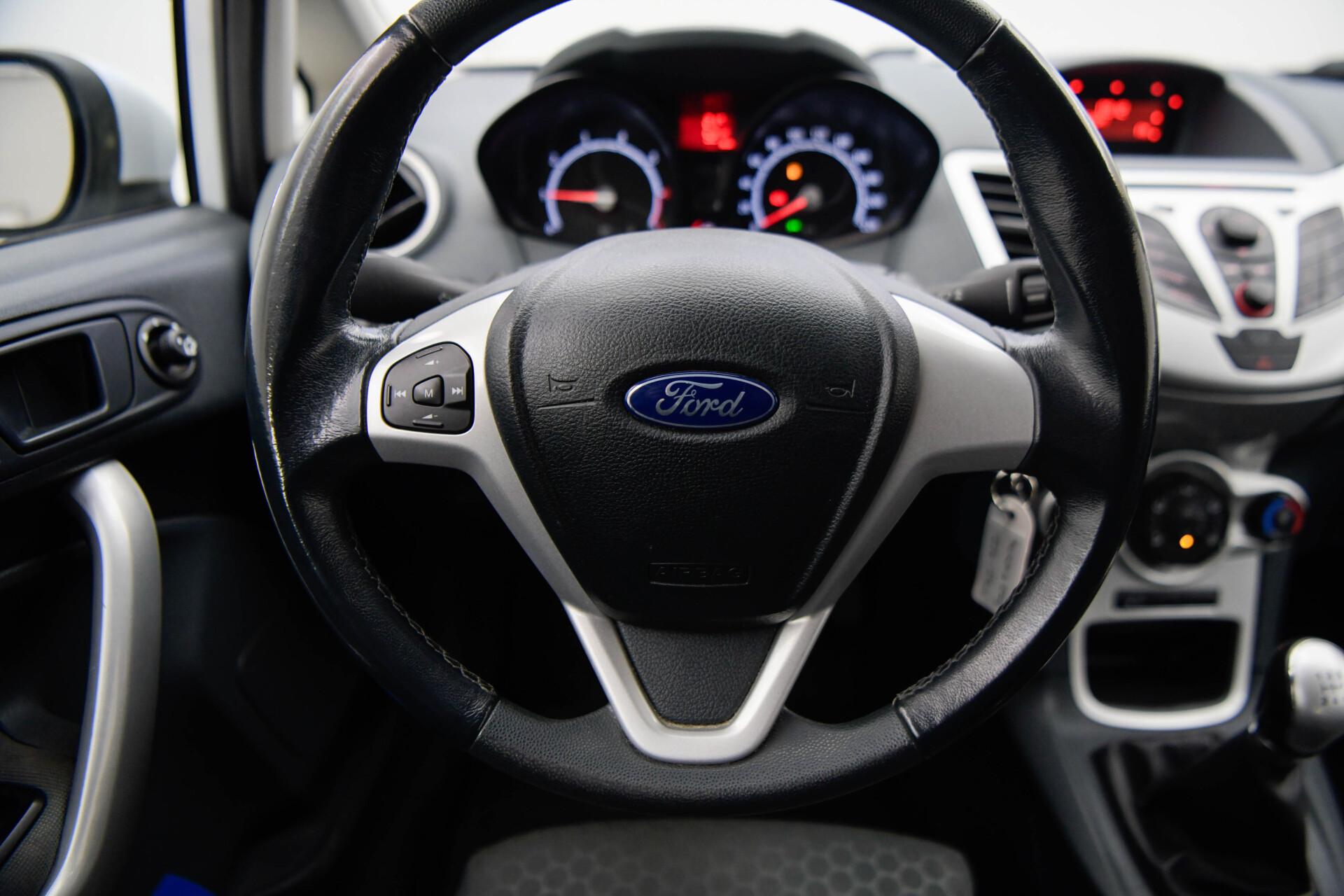 FORD Fiesta 2010