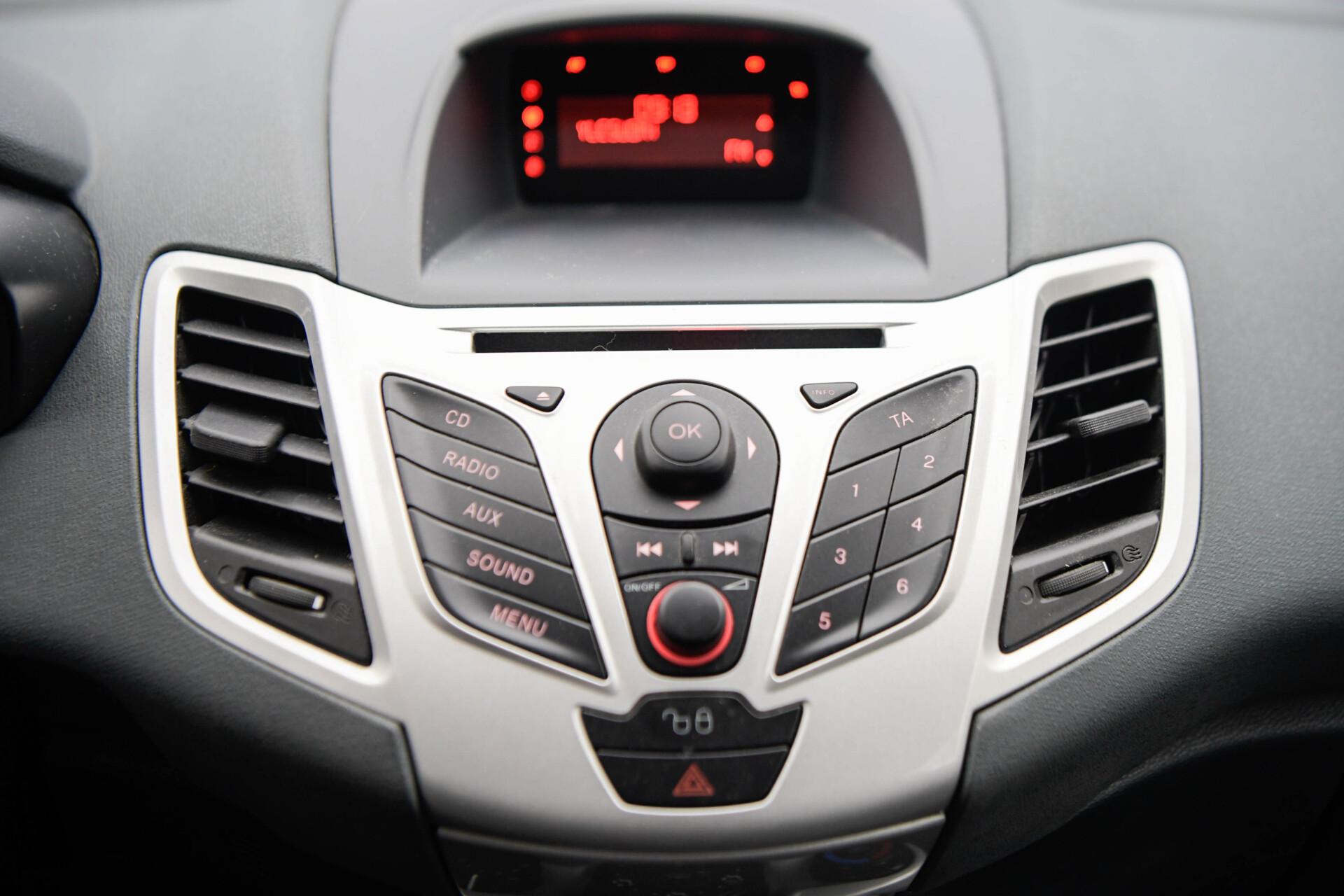 FORD Fiesta 2010