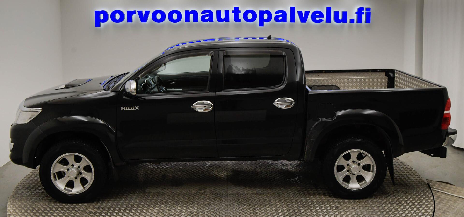 TOYOTA Hilux 2014