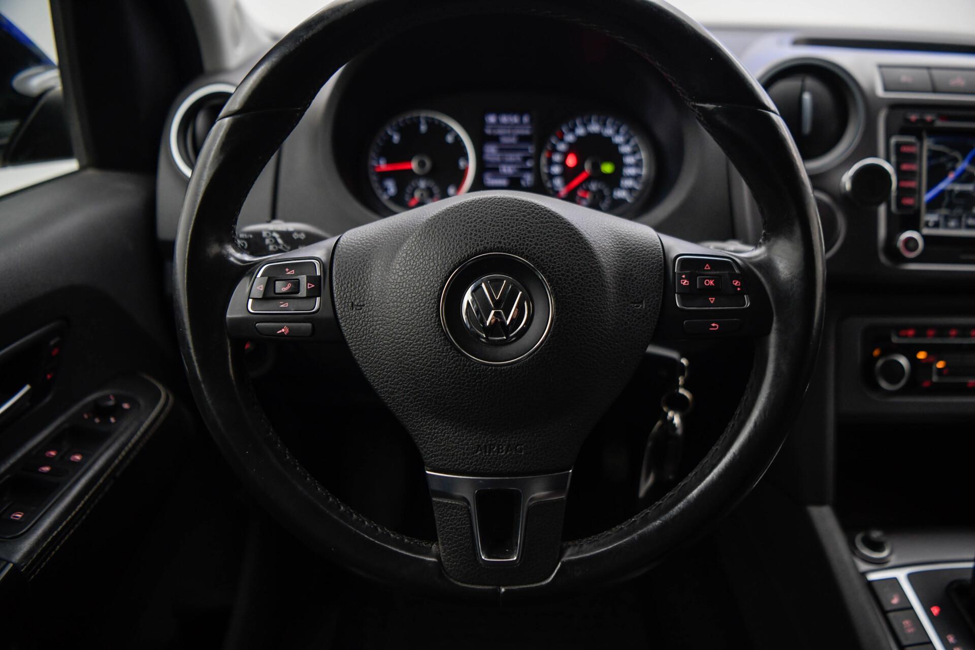 VOLKSWAGEN Amarok 2014