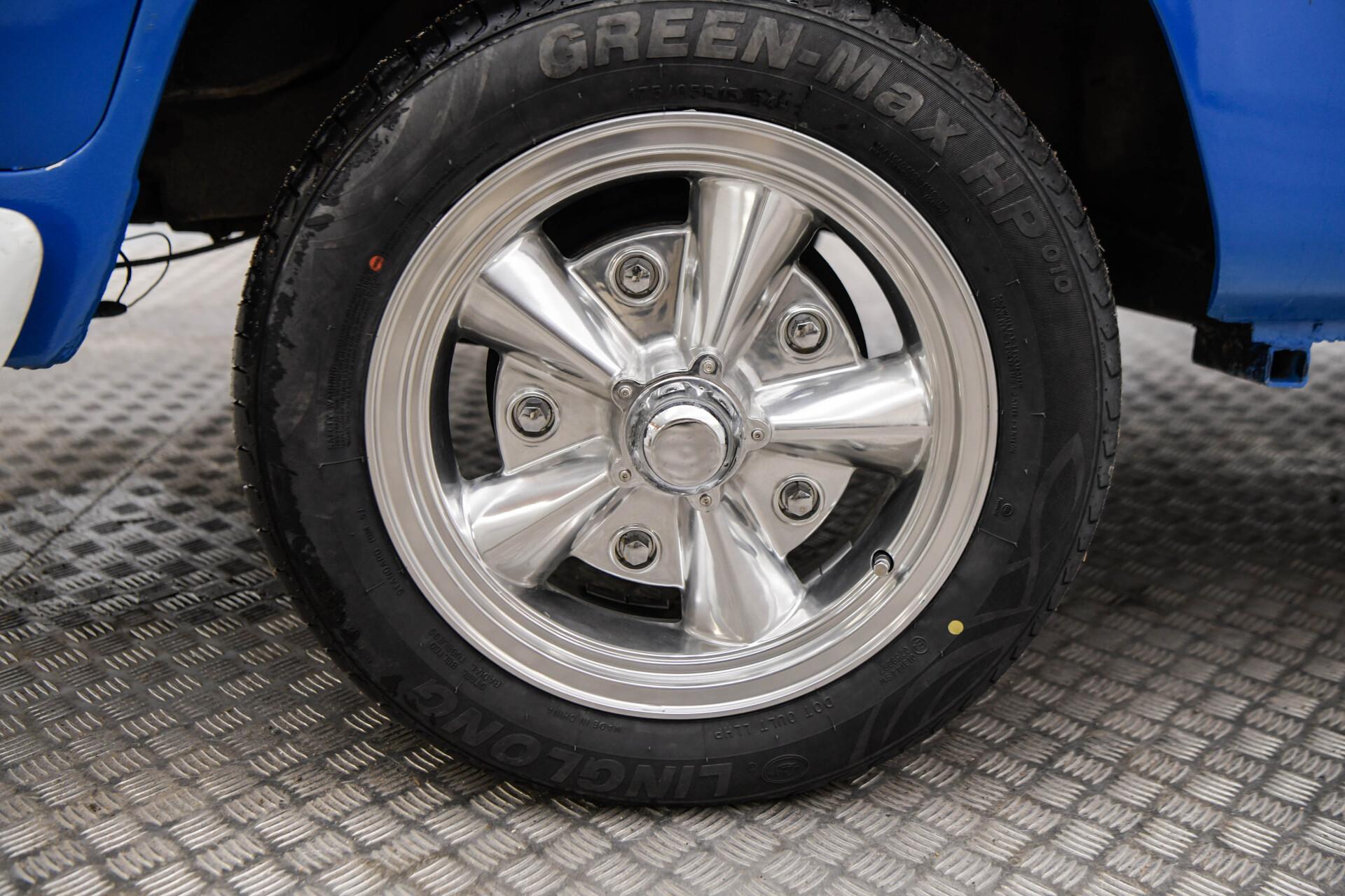 VOLKSWAGEN Kleinbus 1966