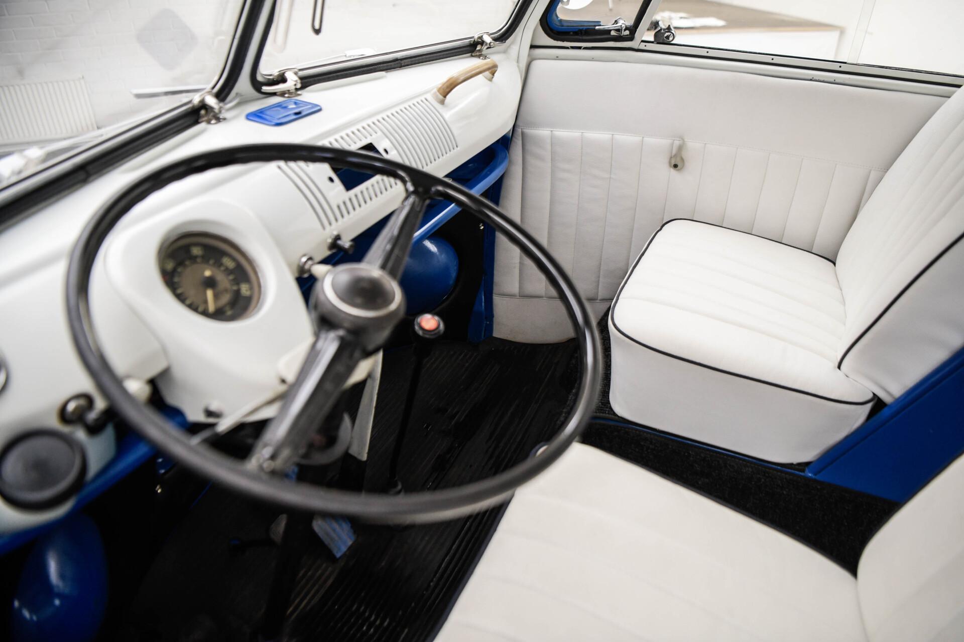 VOLKSWAGEN Kleinbus 1966