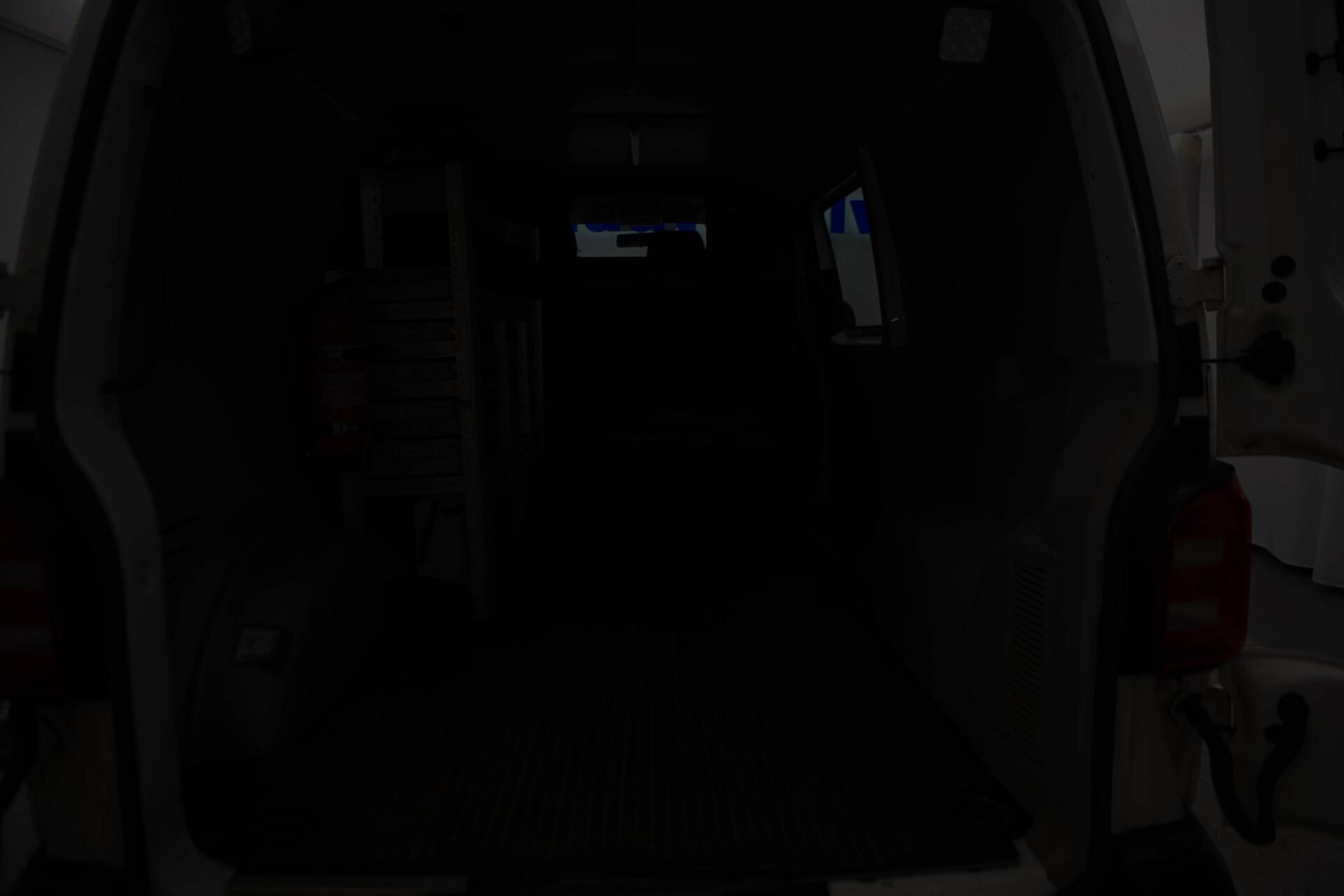 VOLKSWAGEN Transporter 2016