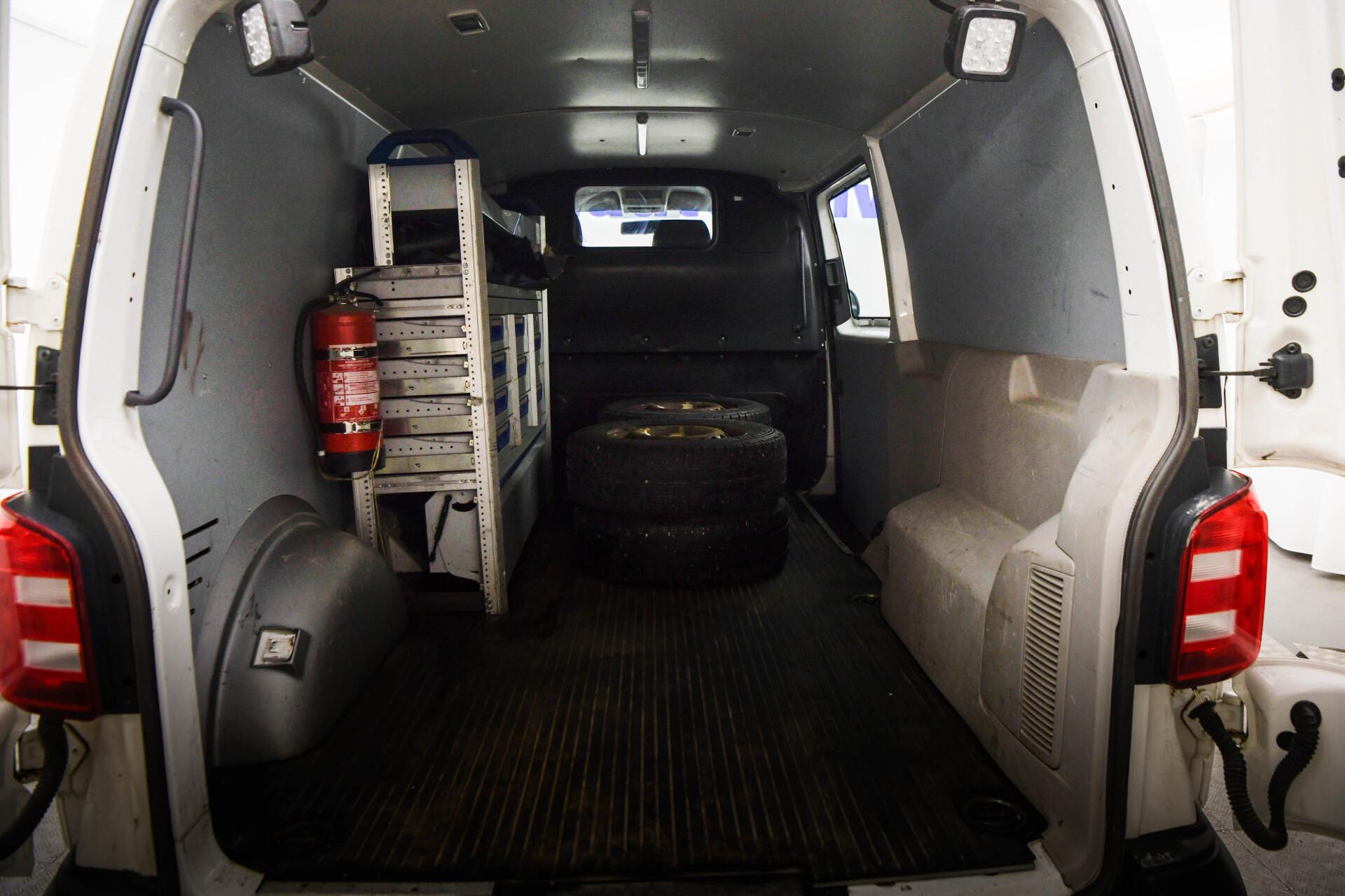 VOLKSWAGEN Transporter 2016