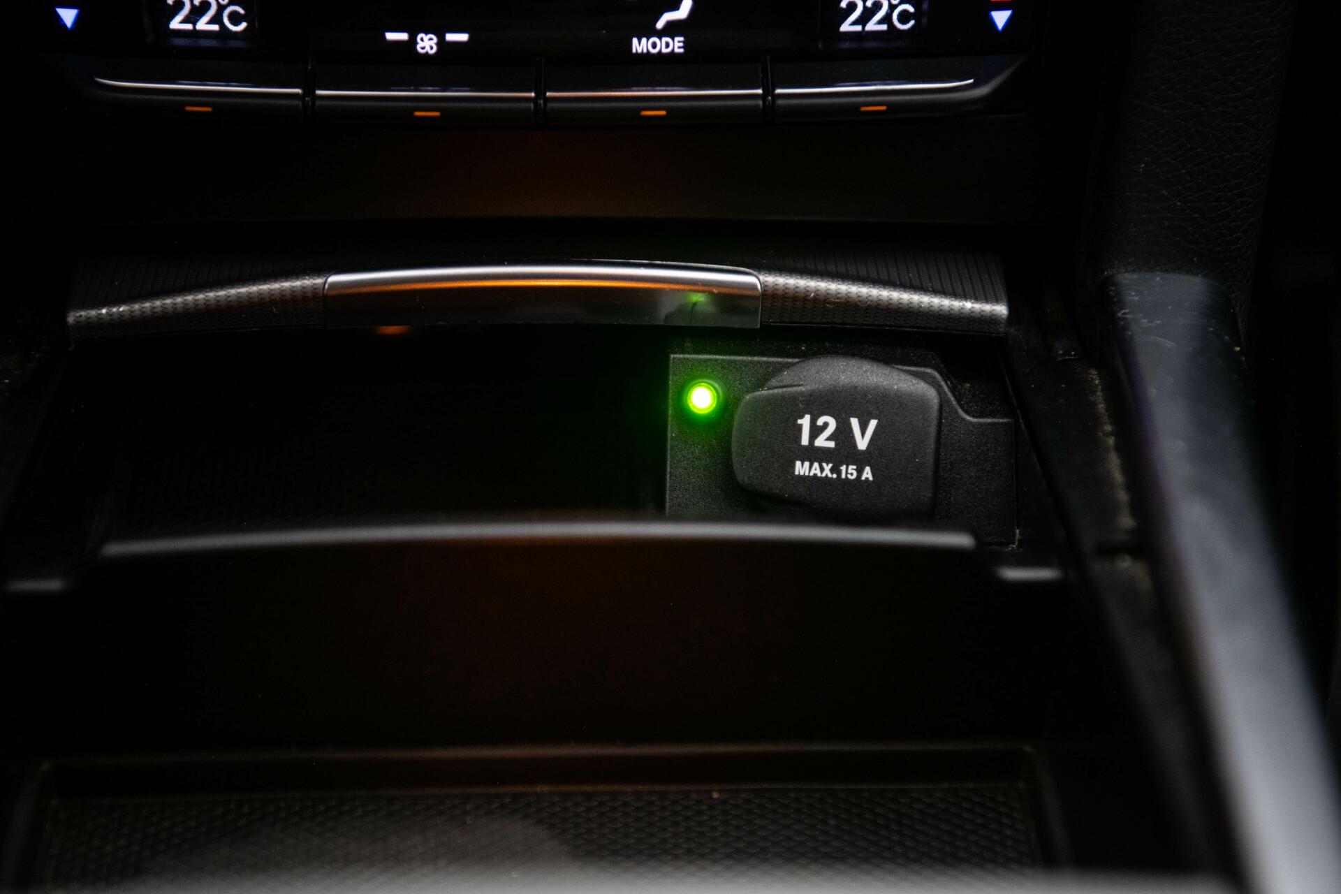 MERCEDES-BENZ E 2015