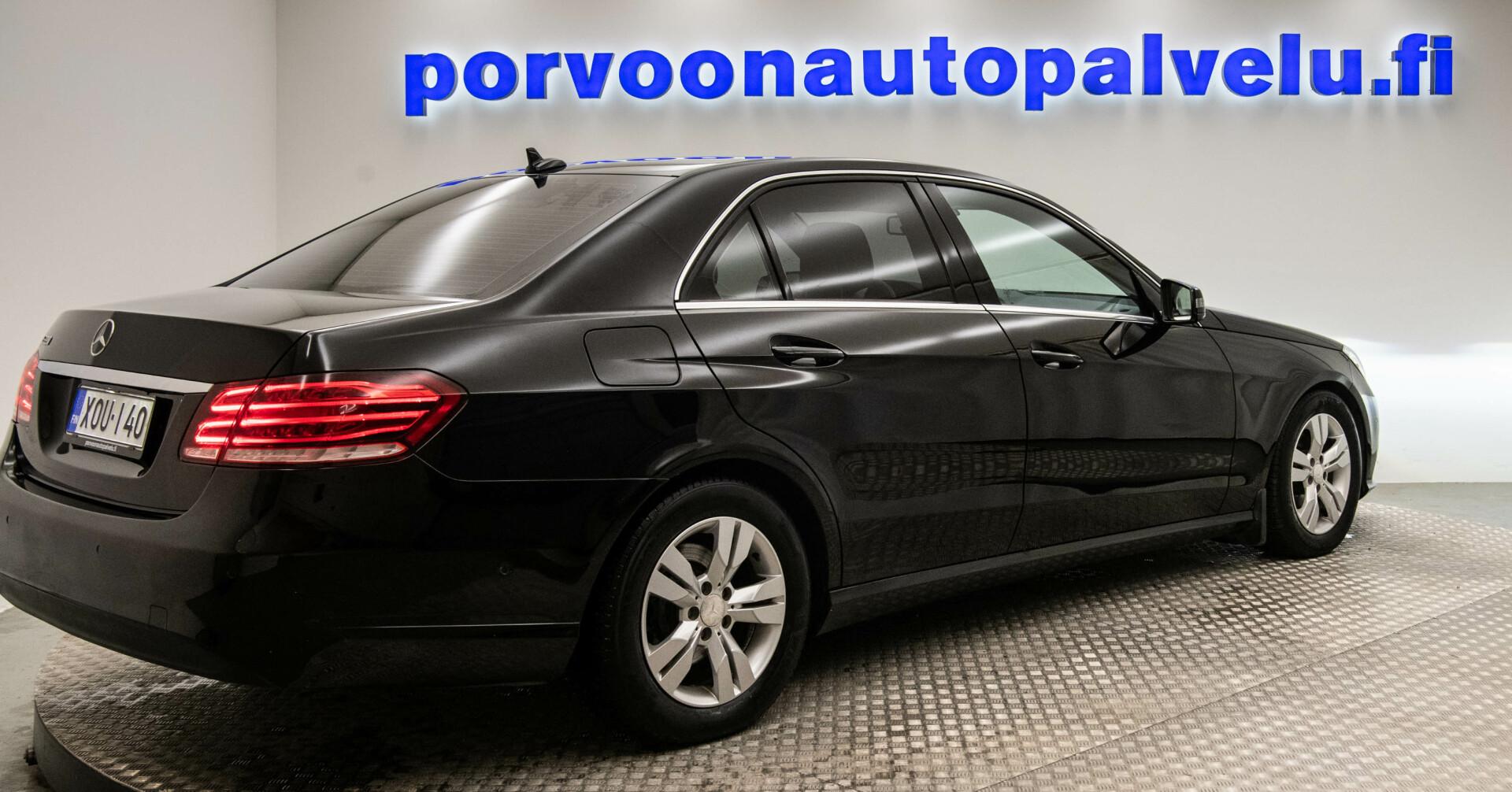 MERCEDES-BENZ E 2015