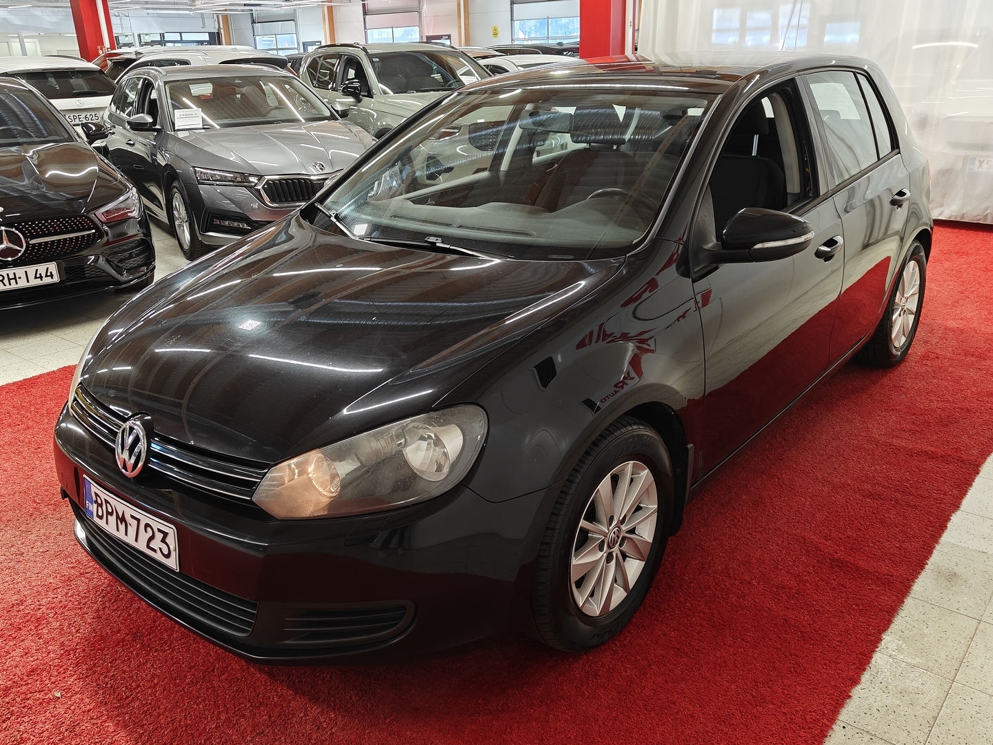 VOLKSWAGEN Golf 2012