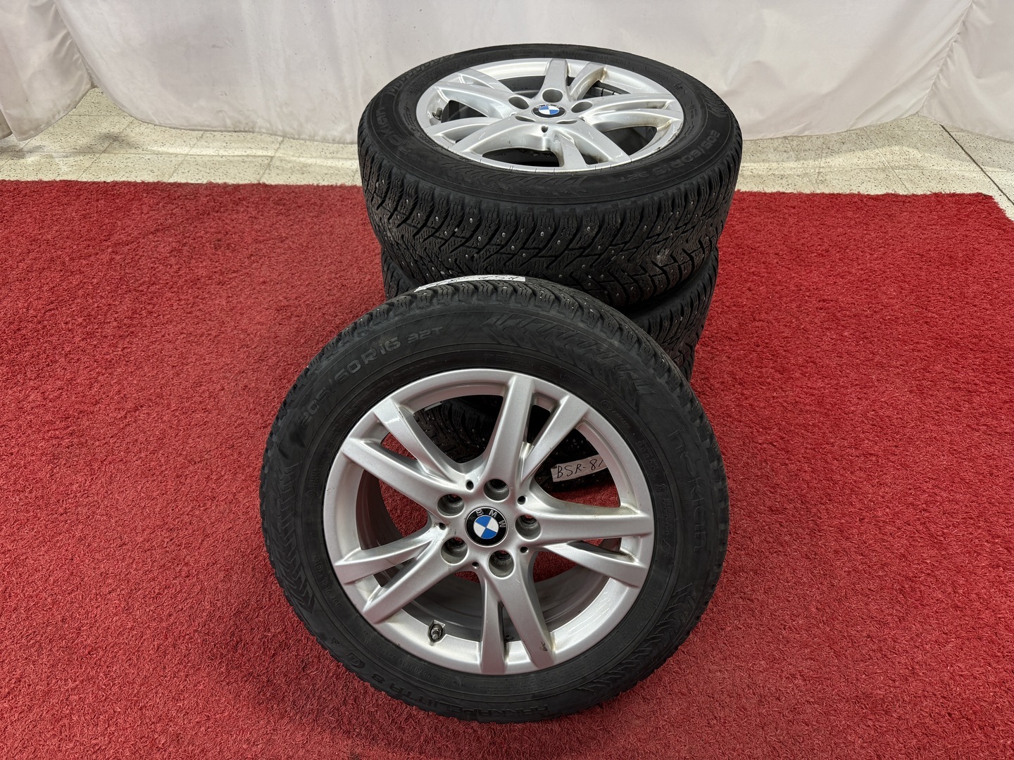 BMW 218 6