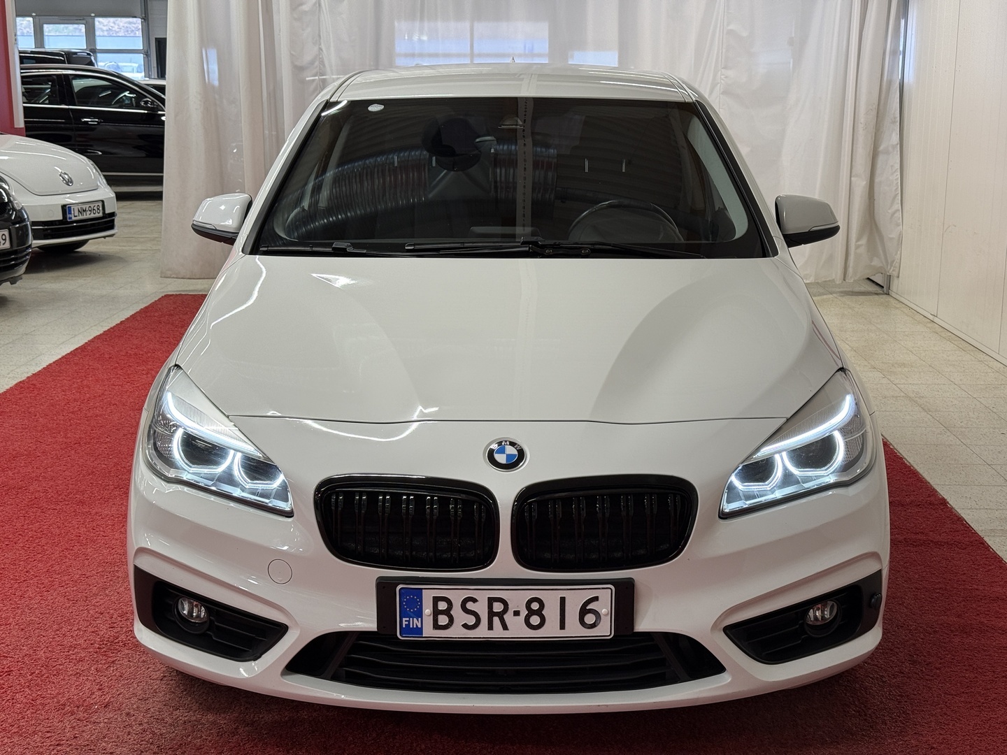 BMW 218 9