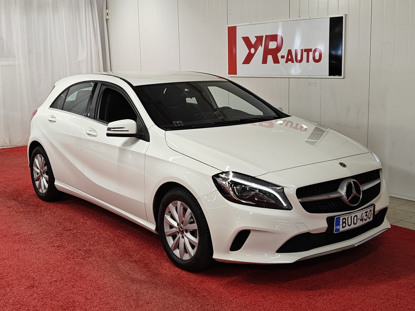 MERCEDES-BENZ A 2017