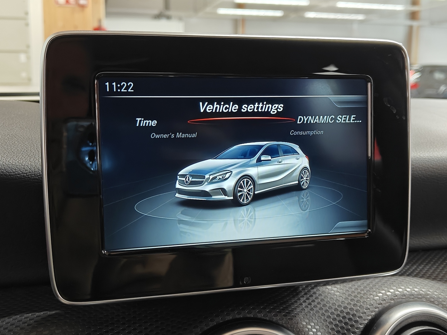 MERCEDES-BENZ A 2017