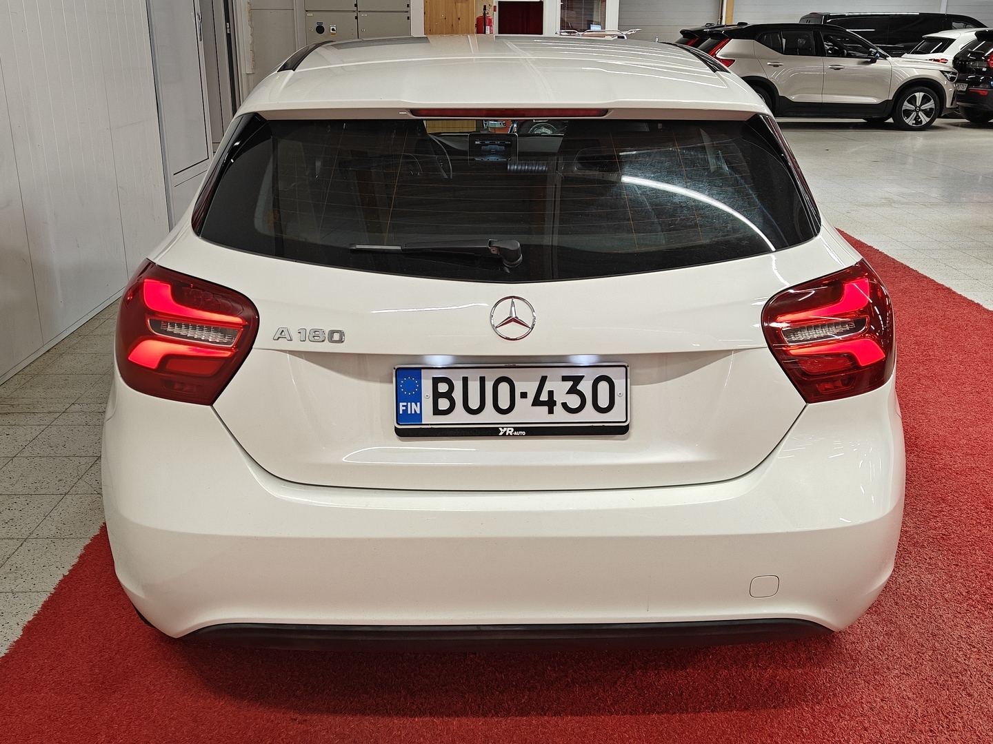 MERCEDES-BENZ A 2017