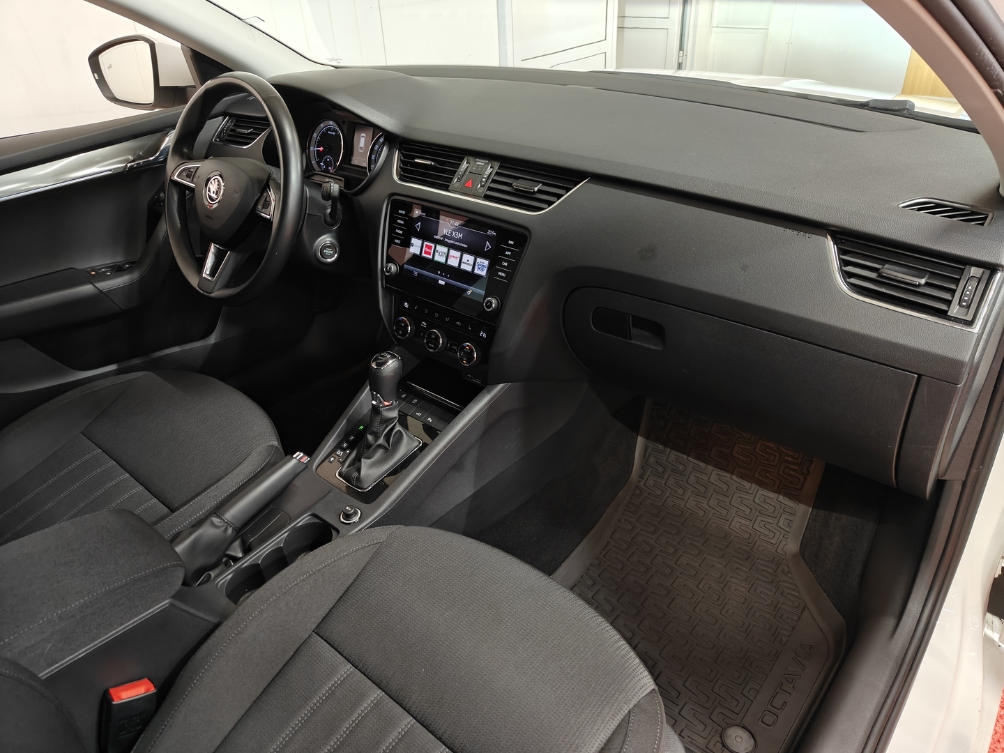 SKODA Octavia 13