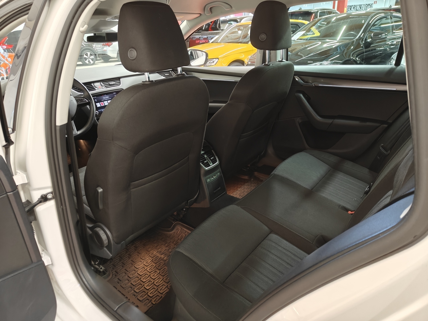 SKODA Octavia 14