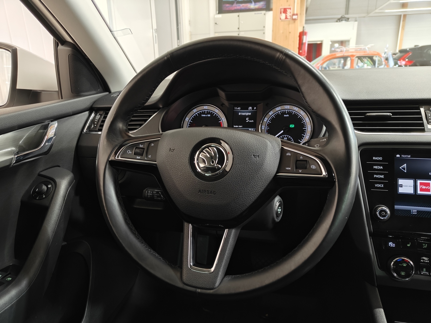 SKODA Octavia 16