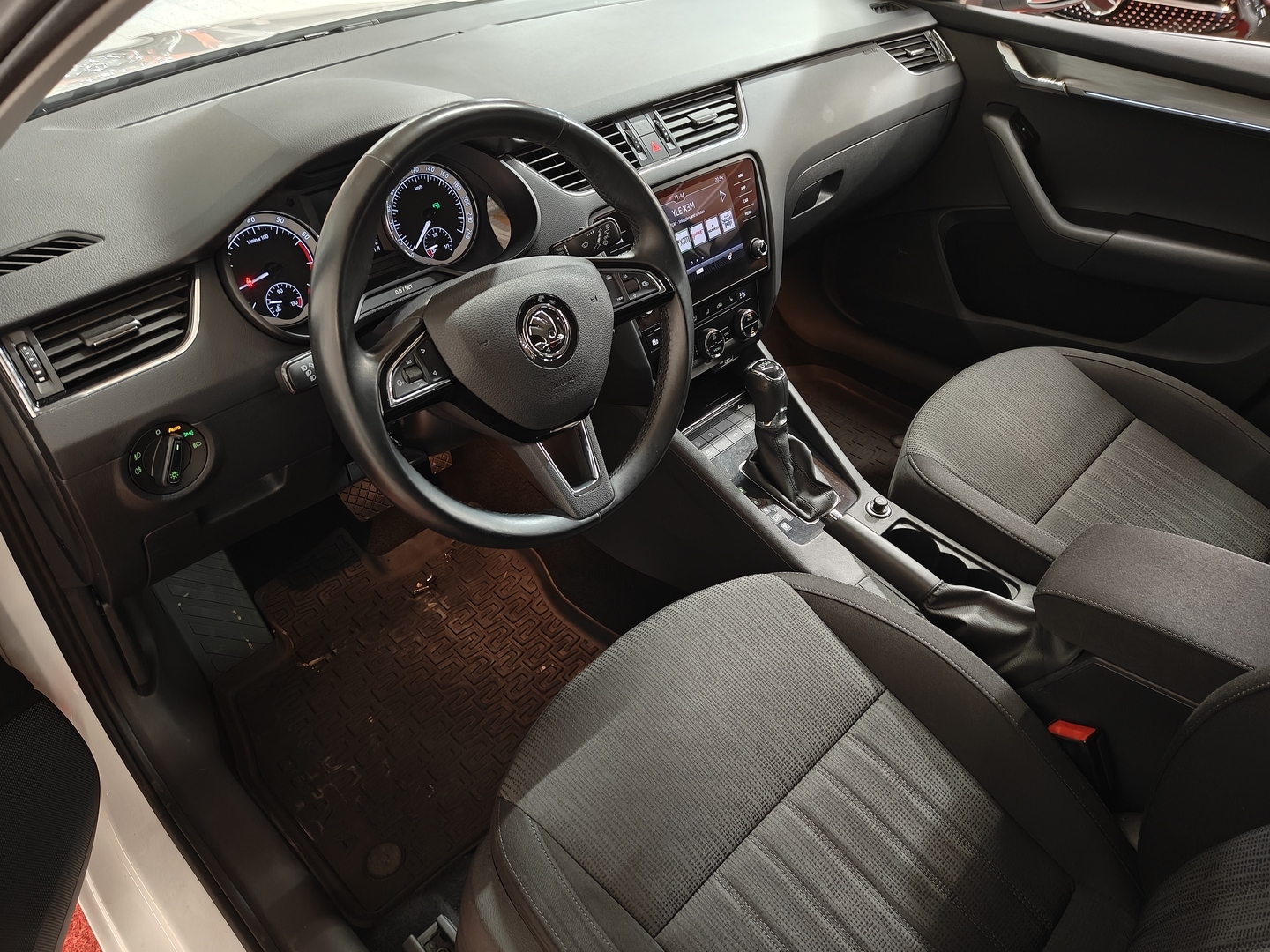 SKODA Octavia 19