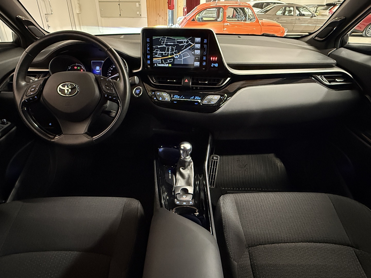 TOYOTA C-HR 2019