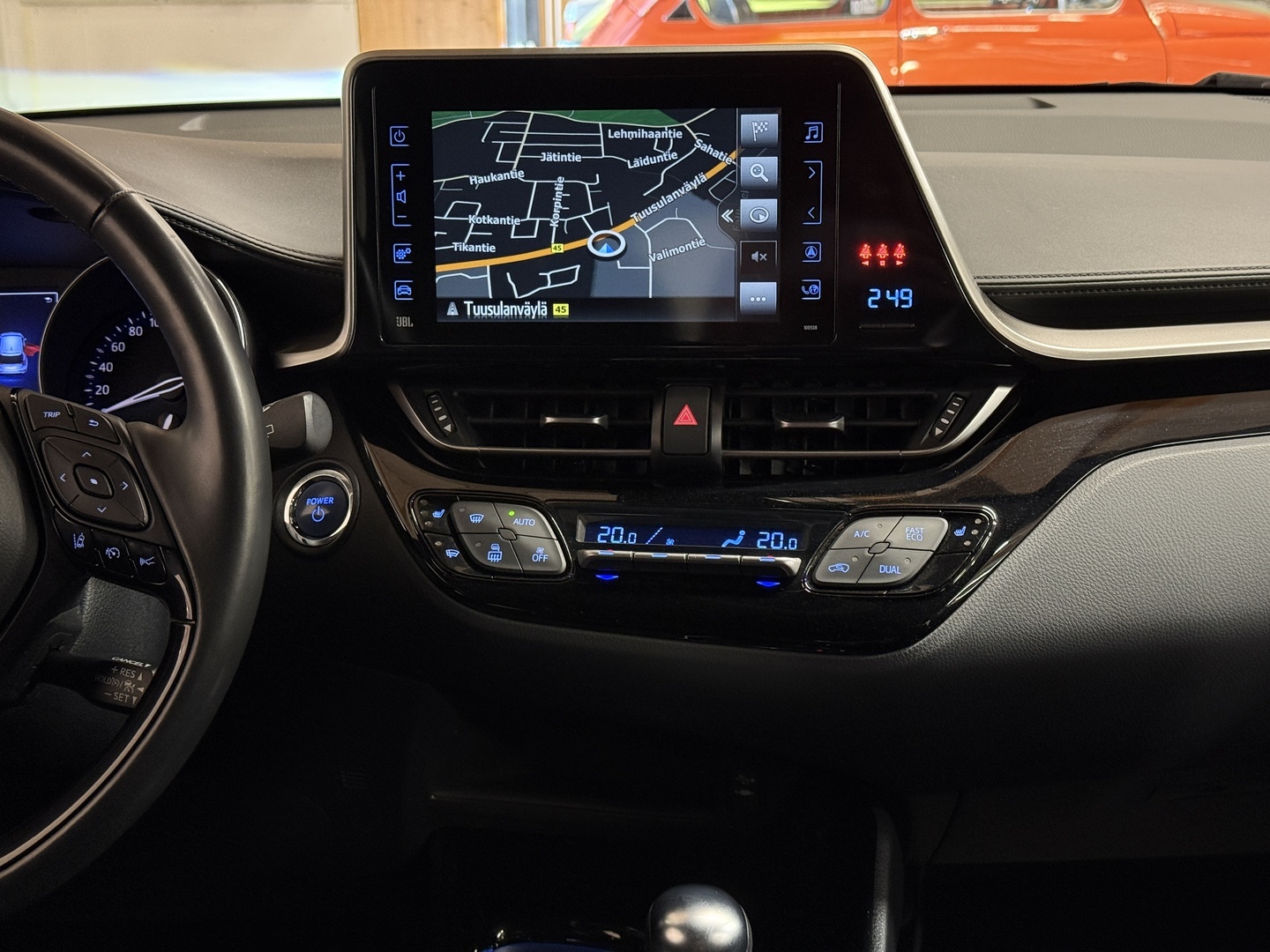 TOYOTA C-HR 2019