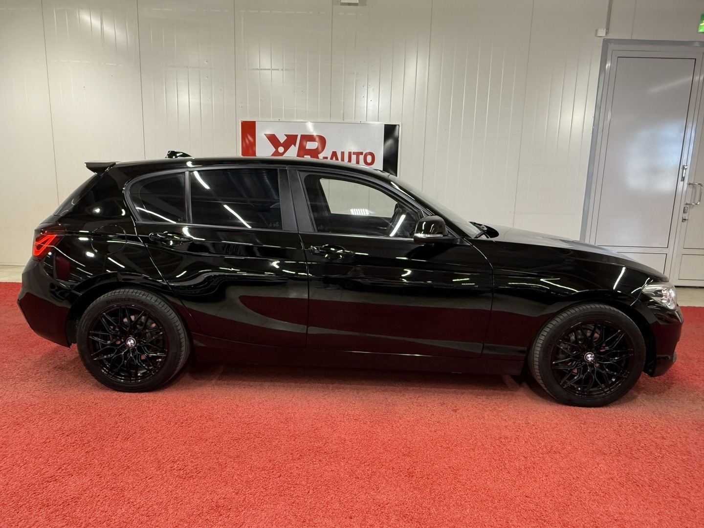 BMW 118 2017