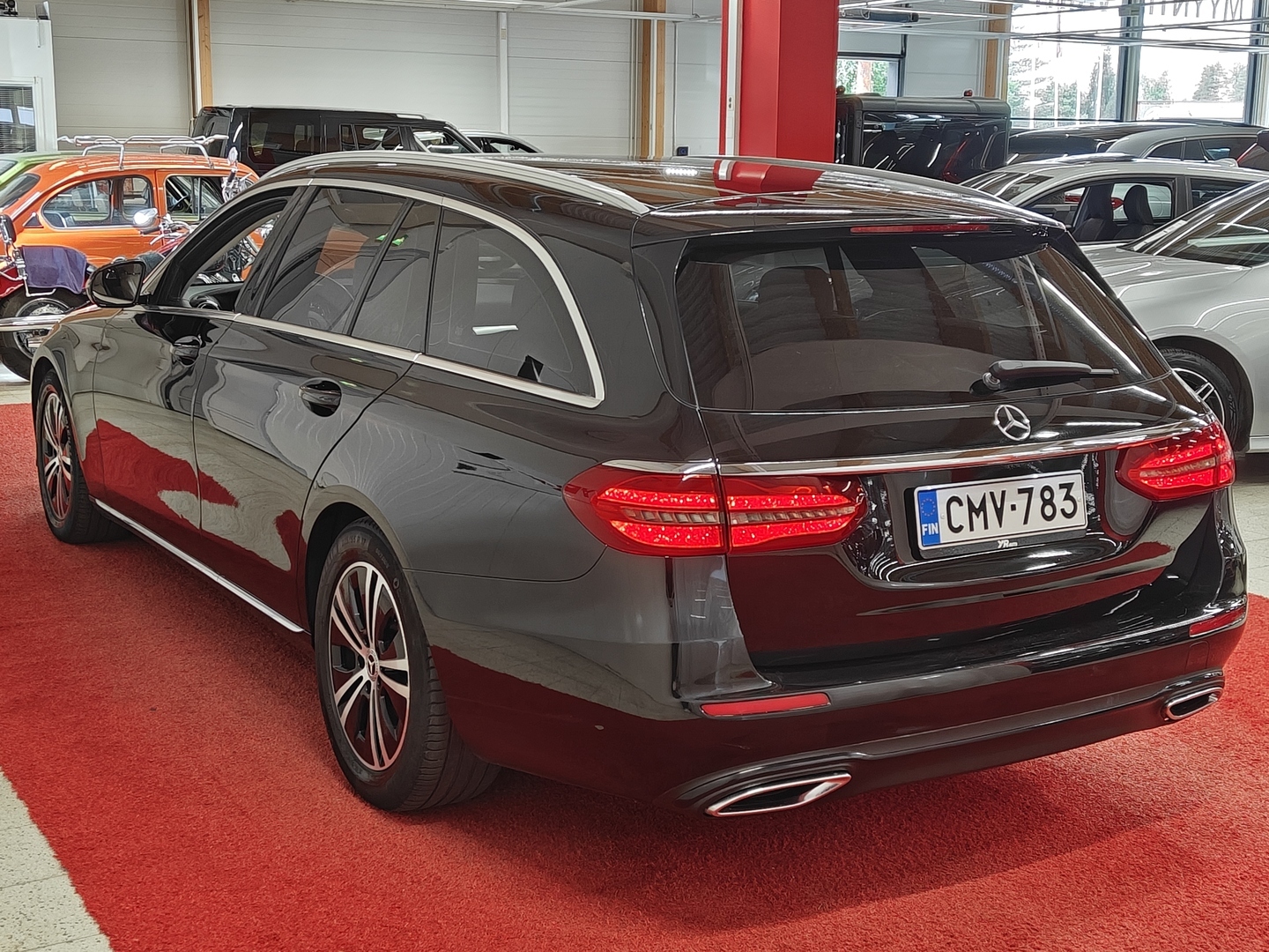 MERCEDES-BENZ E 2019