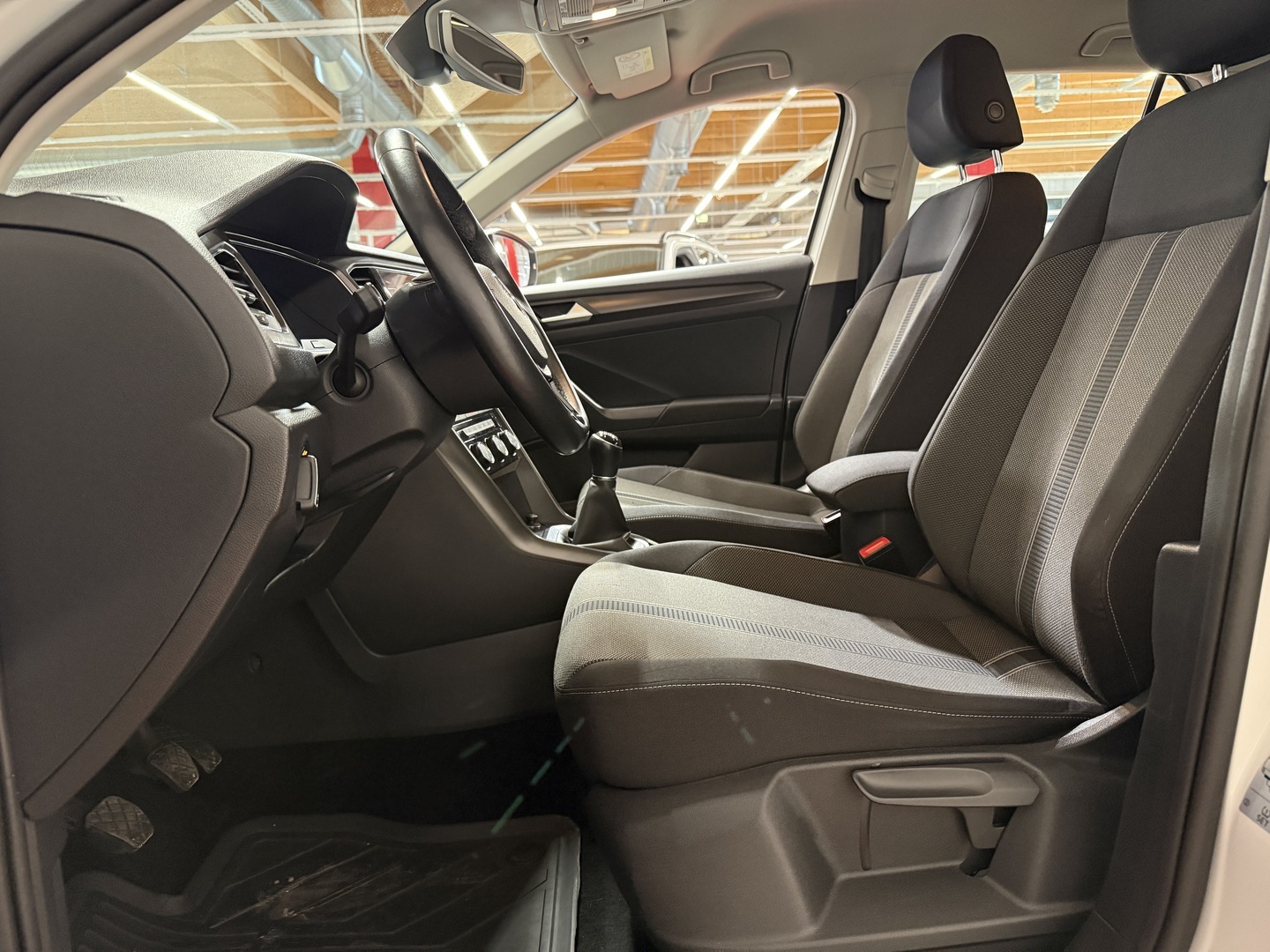 VOLKSWAGEN T-Roc 2019