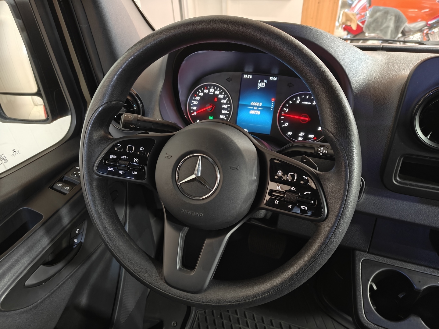 MERCEDES-BENZ Sprinter 2022