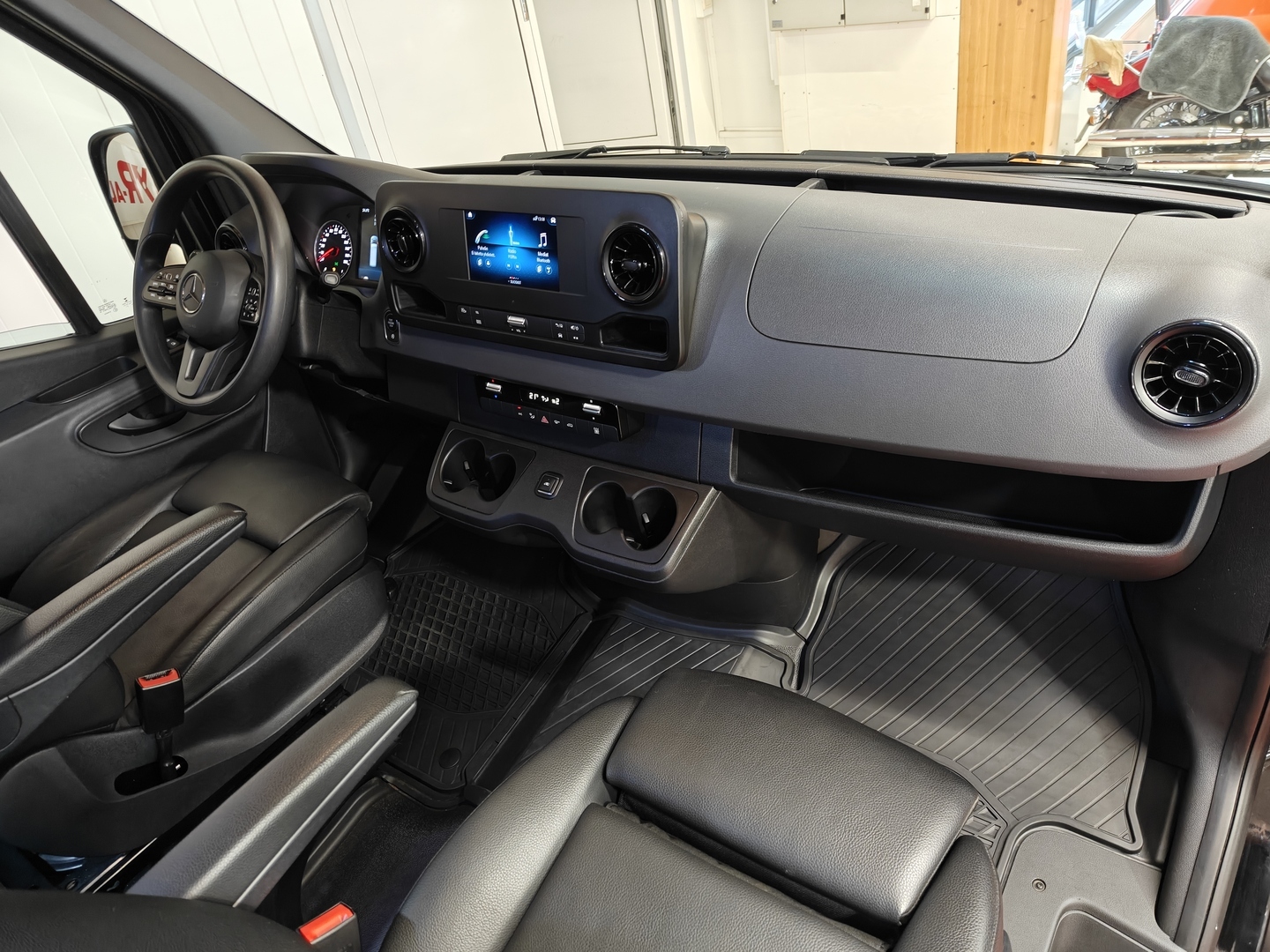 MERCEDES-BENZ Sprinter 2022