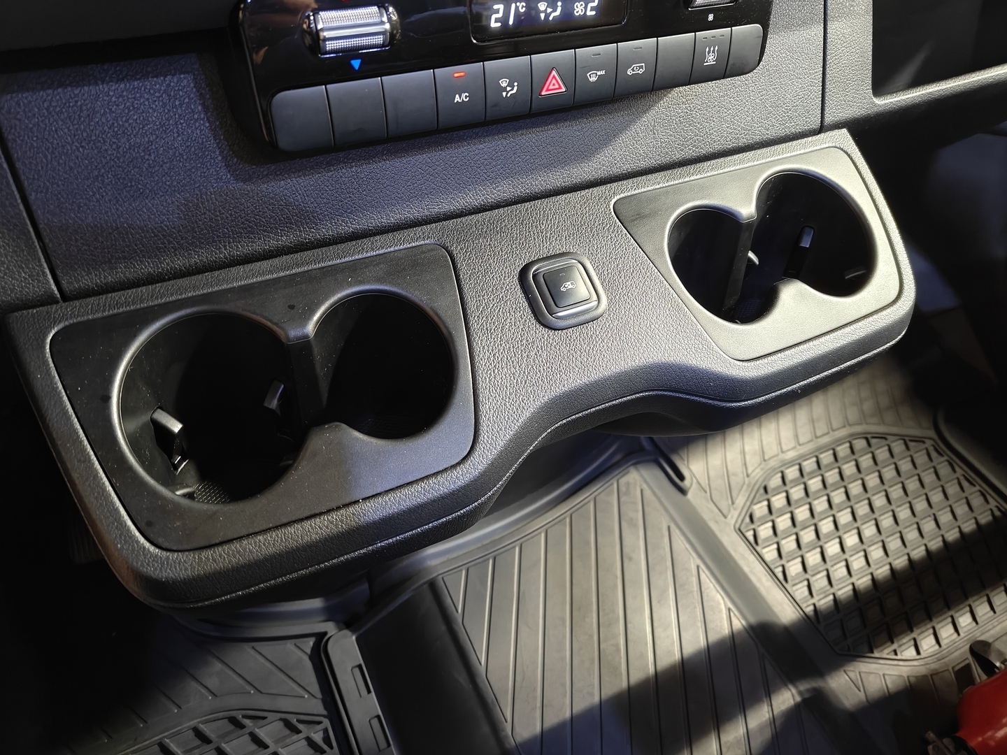 MERCEDES-BENZ Sprinter 2022