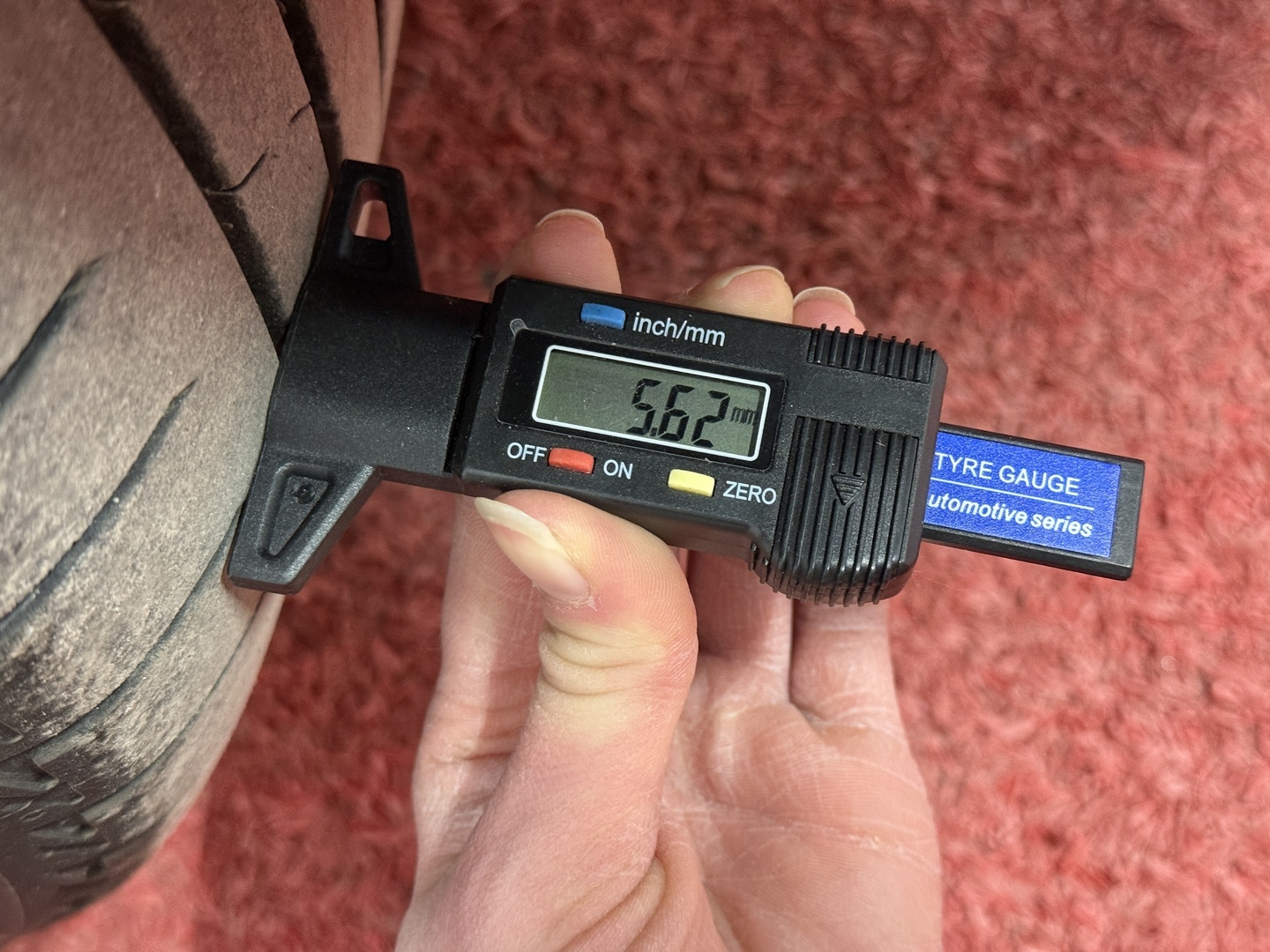 MERCEDES-BENZ EQA 2023