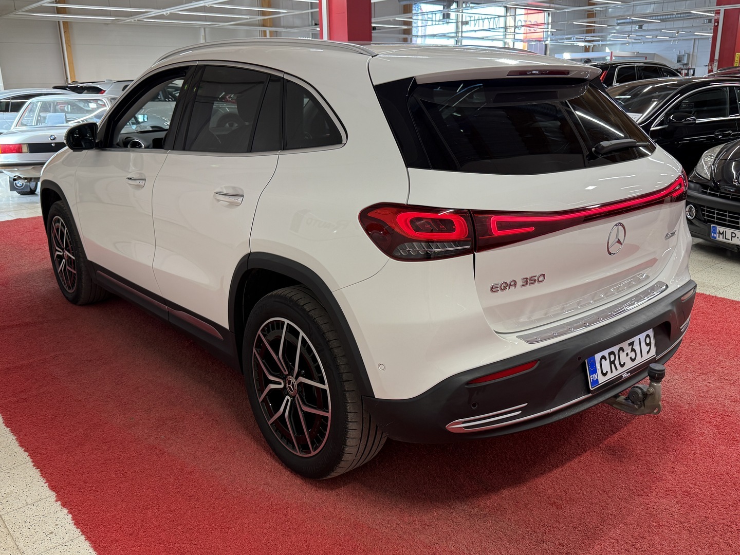 MERCEDES-BENZ EQA 2023