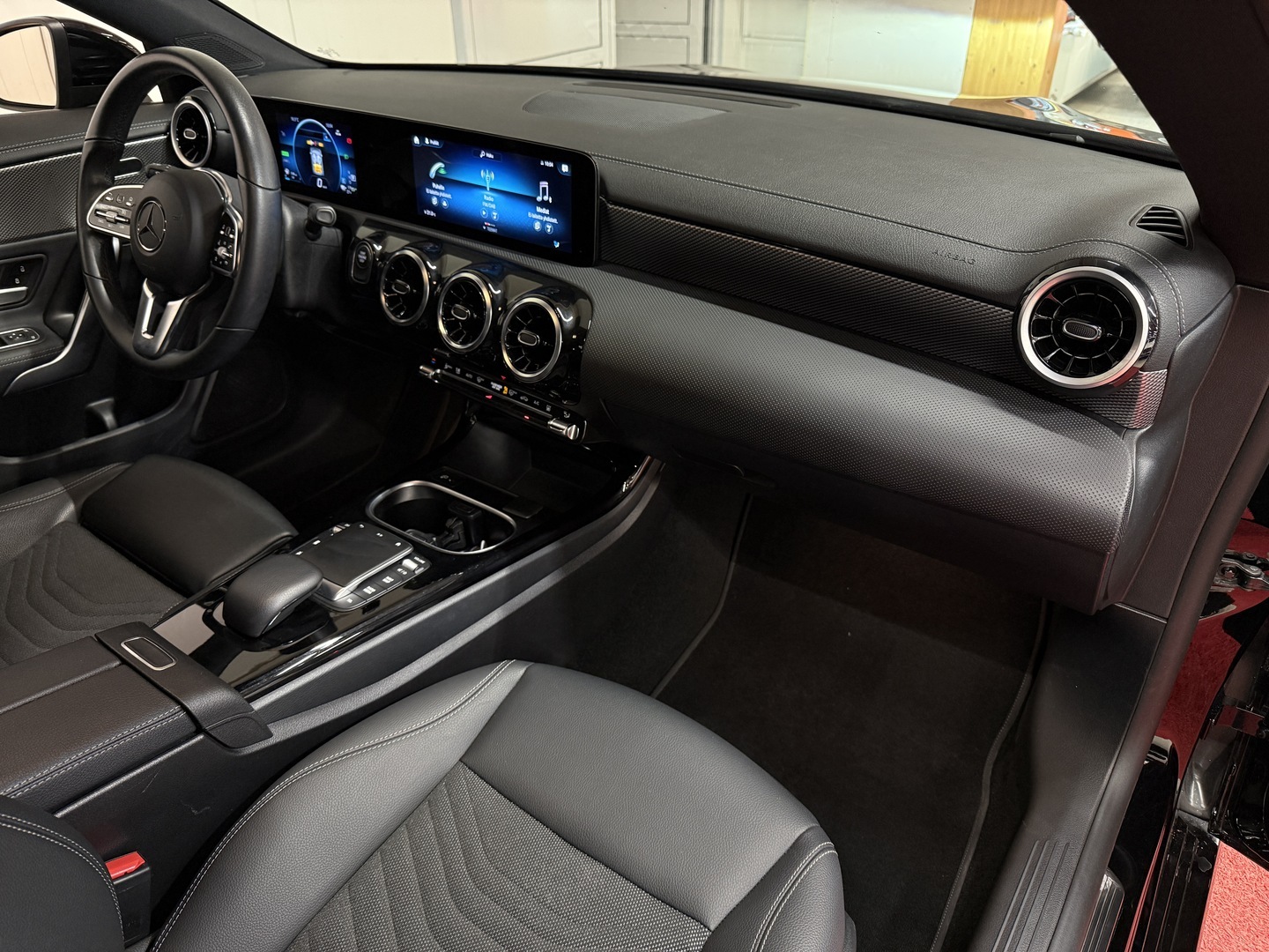 MERCEDES-BENZ CLA 14