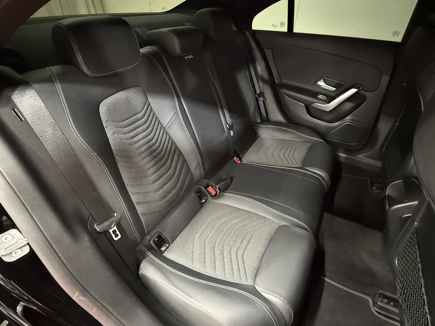 MERCEDES-BENZ CLA 16