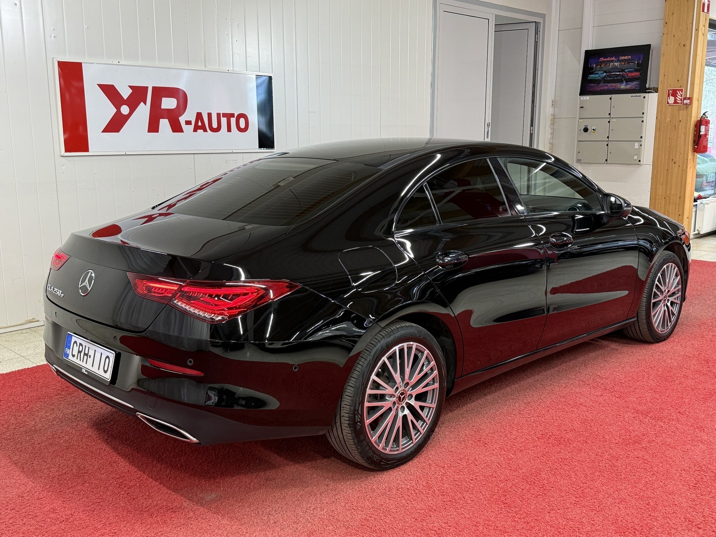 MERCEDES-BENZ CLA 4