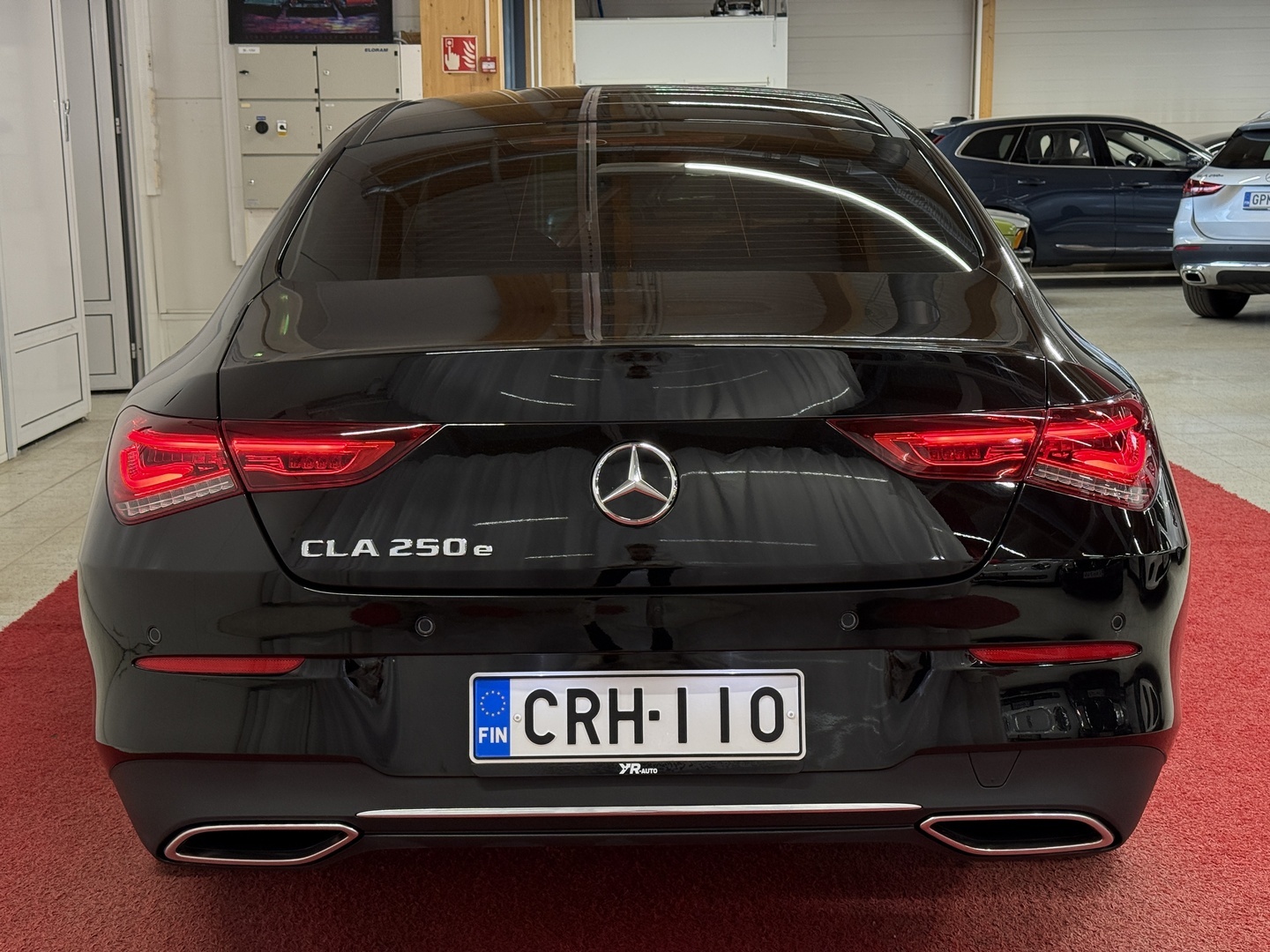 MERCEDES-BENZ CLA 6