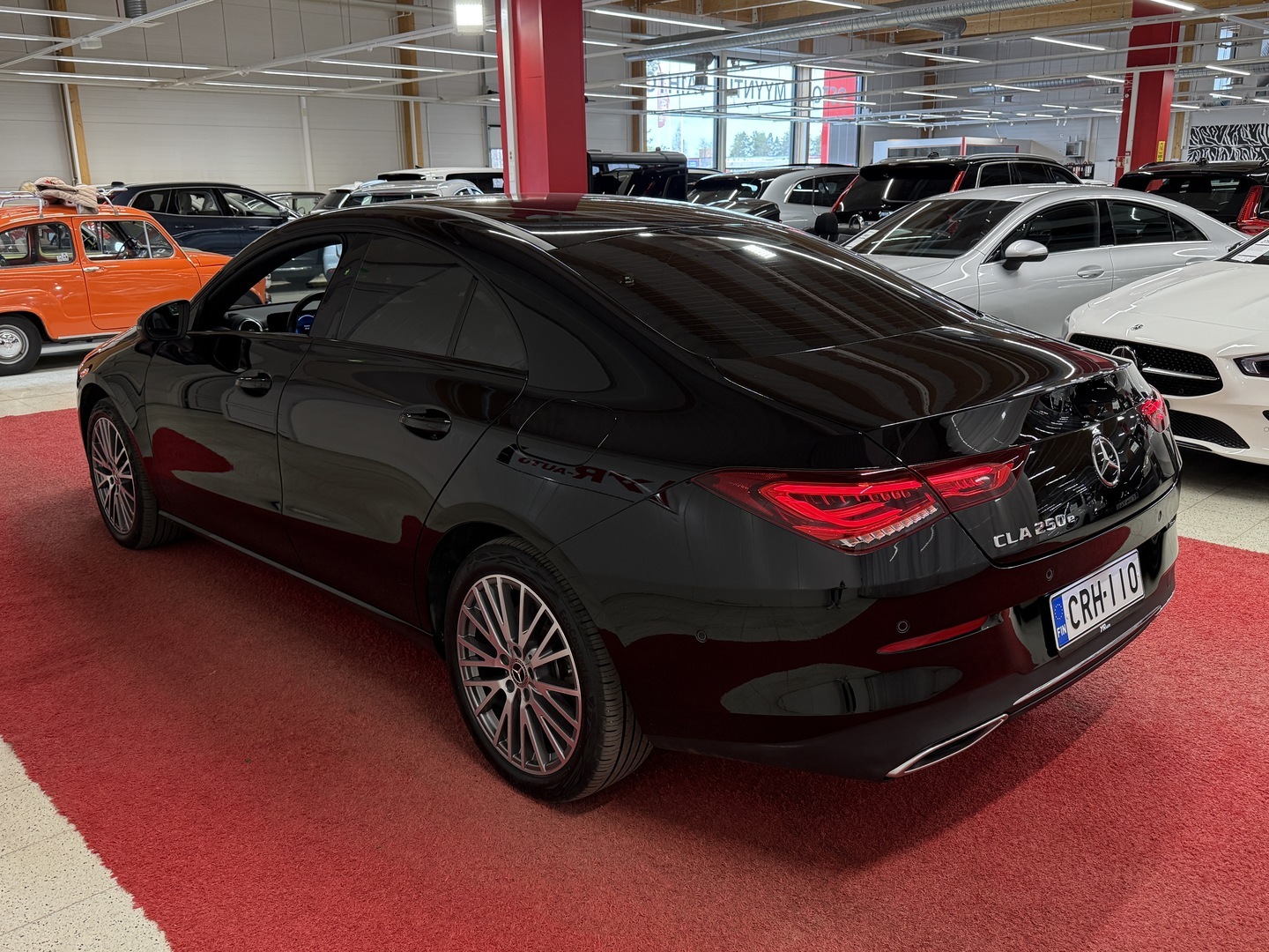 MERCEDES-BENZ CLA 7
