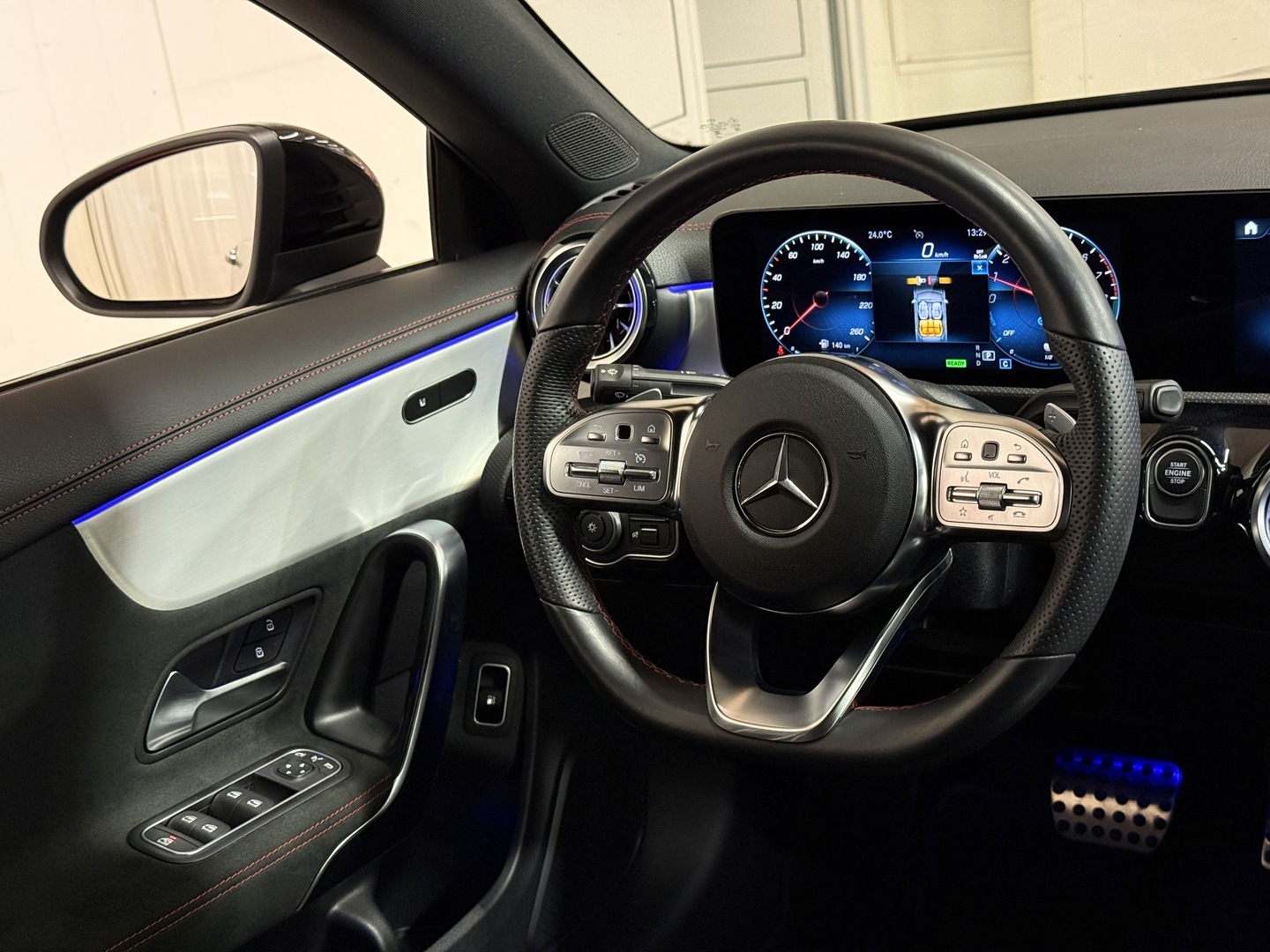 MERCEDES-BENZ CLA 2023