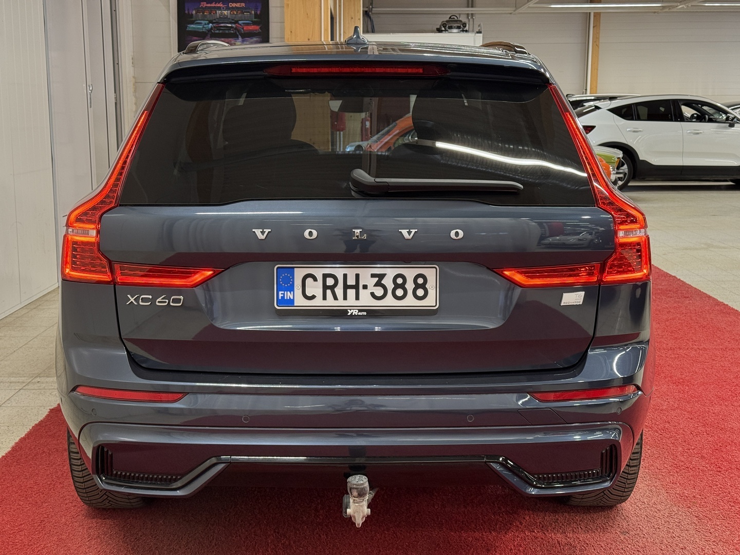 VOLVO XC60 2023