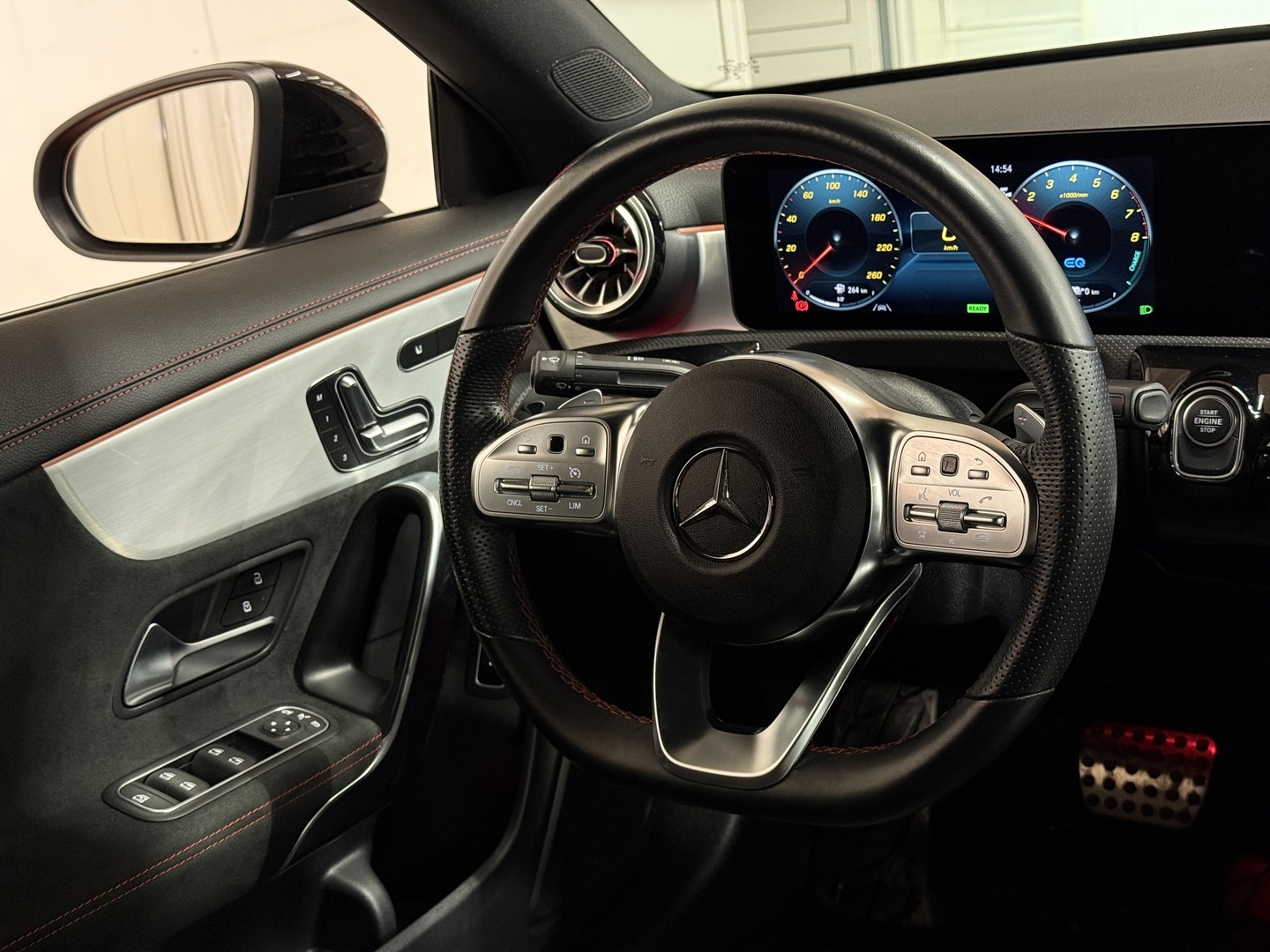 MERCEDES-BENZ CLA 2023